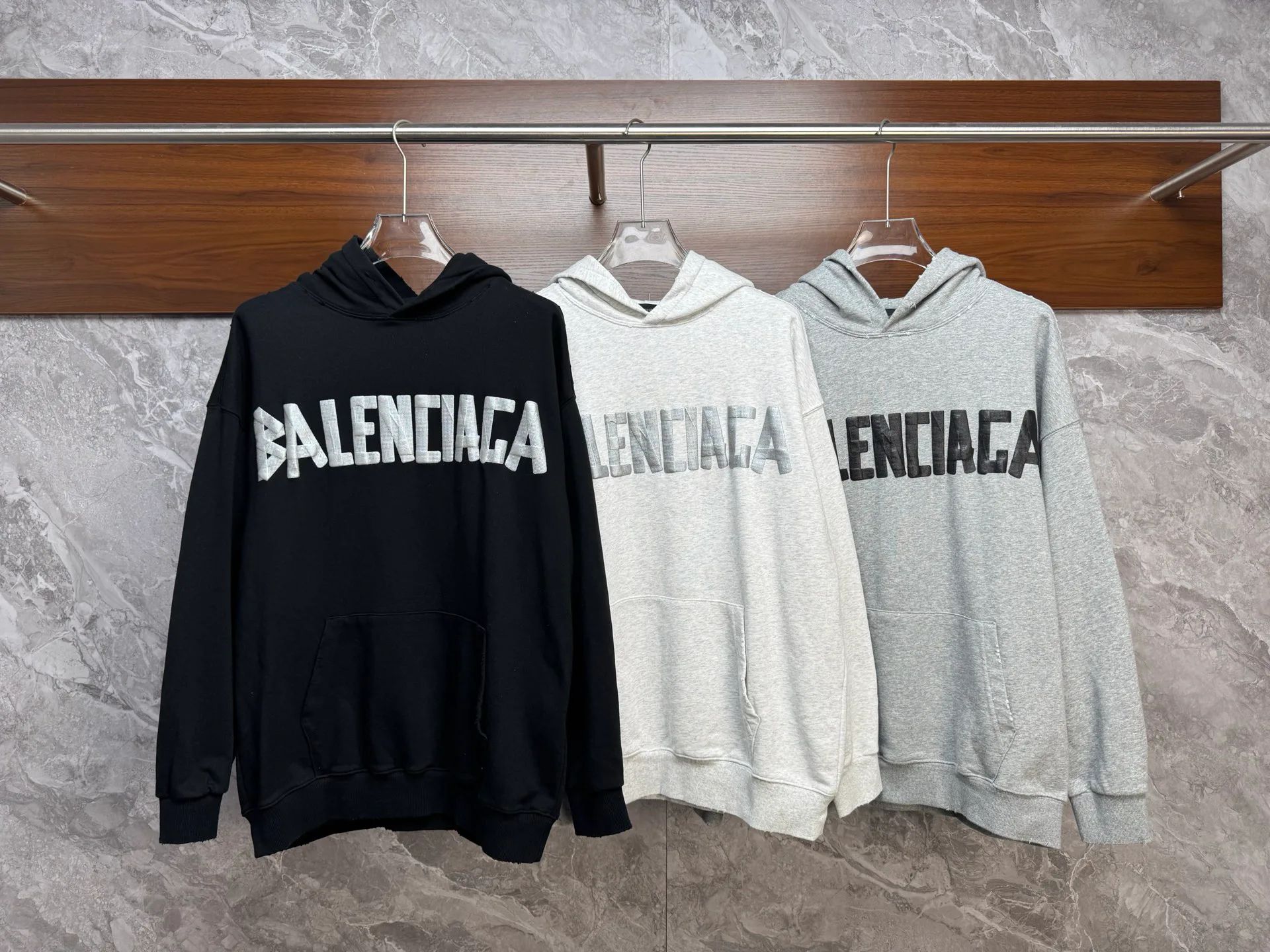 Свитшоты И Худи Женские Balenciaga 18182349
