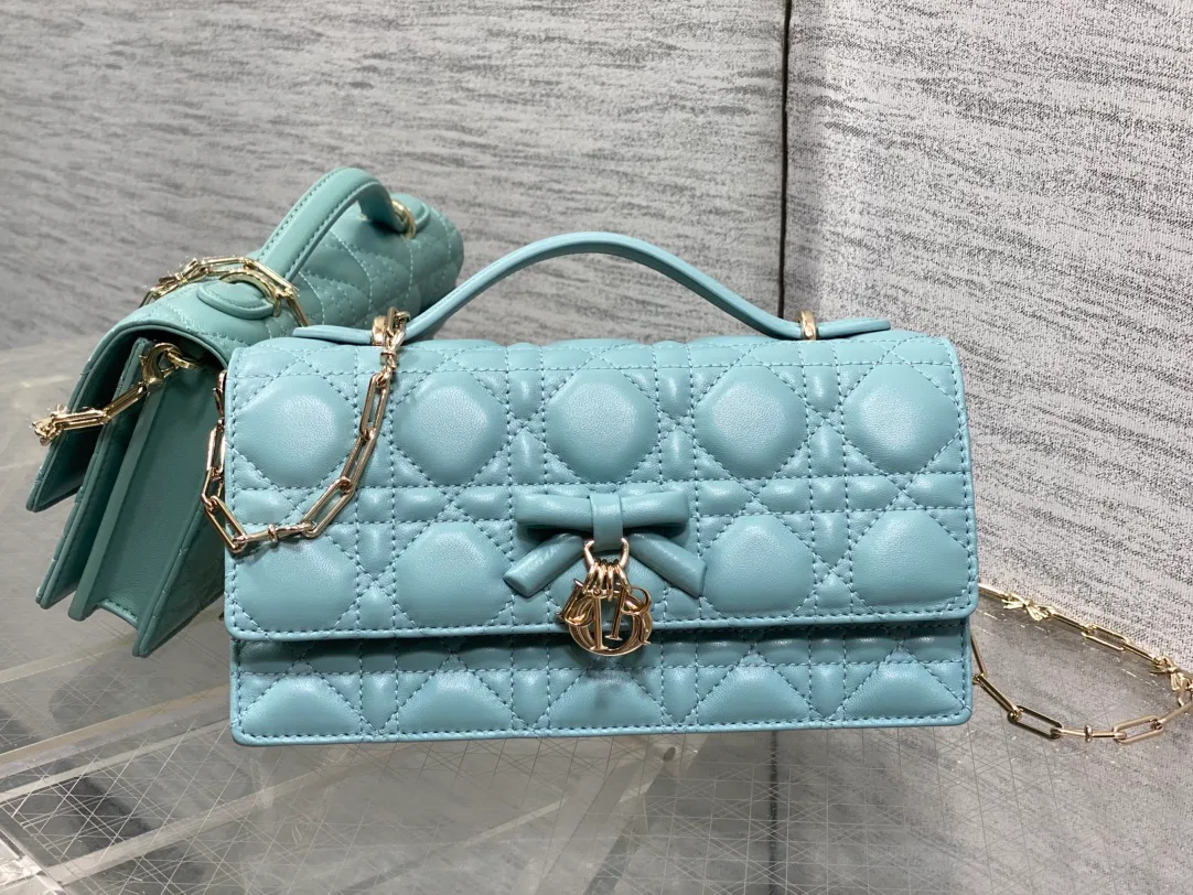 Клатчи Женские Christian Dior 17320724