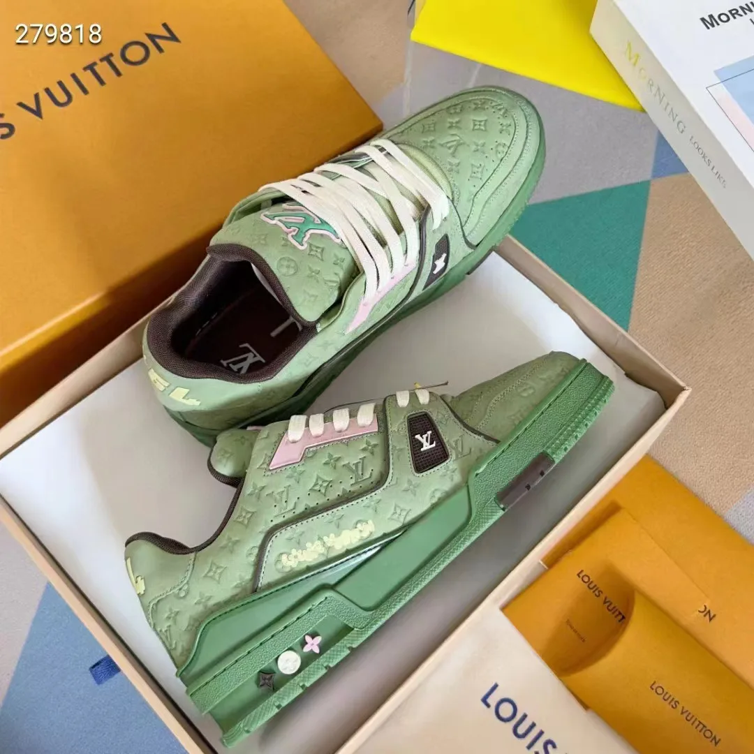 Кроссовки Женские Louis Vuitton 1974741