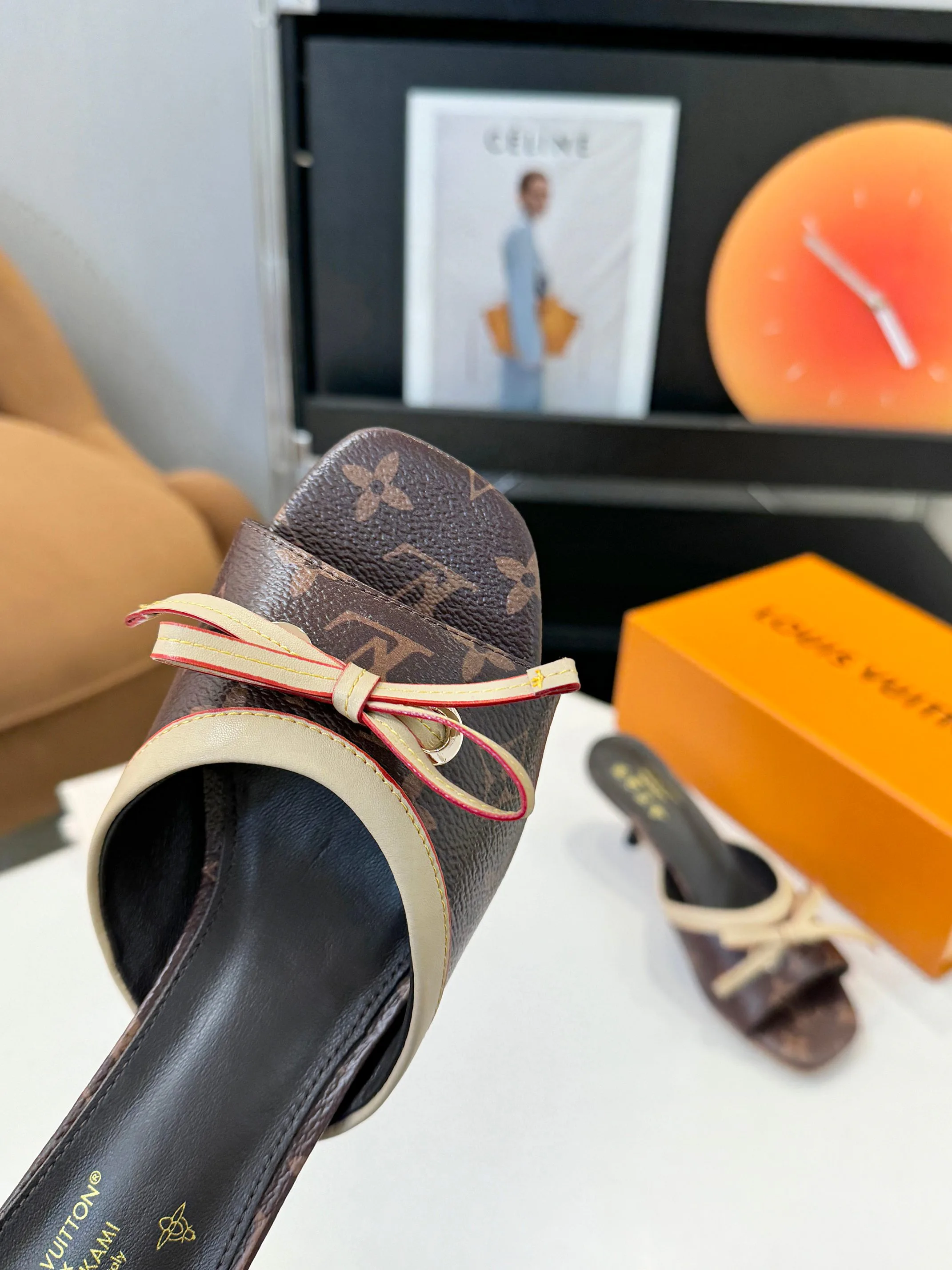 Босоножки Женские Louis Vuitton 11190679