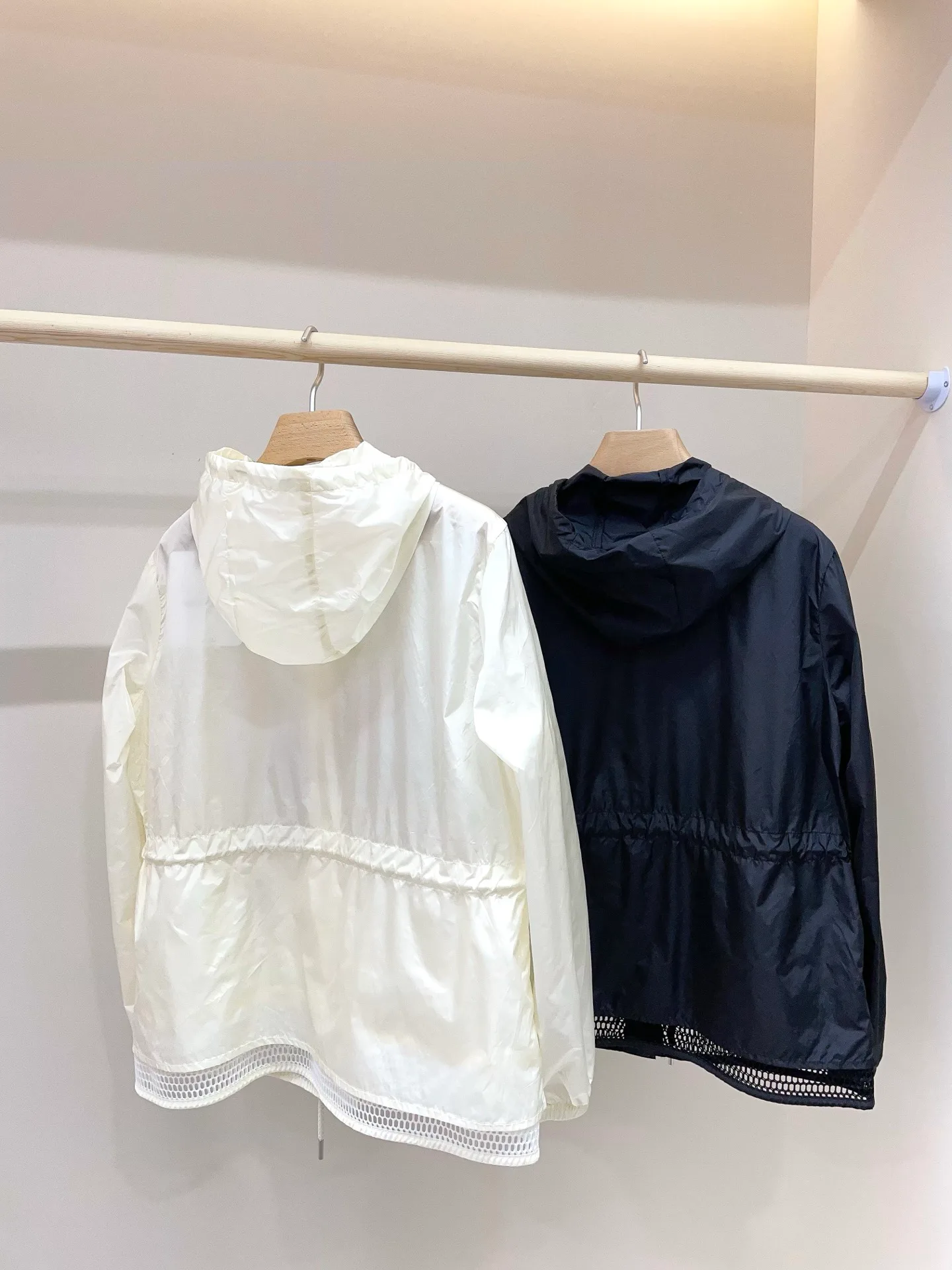 Куртки И Пуховики Женские Moncler 11624109