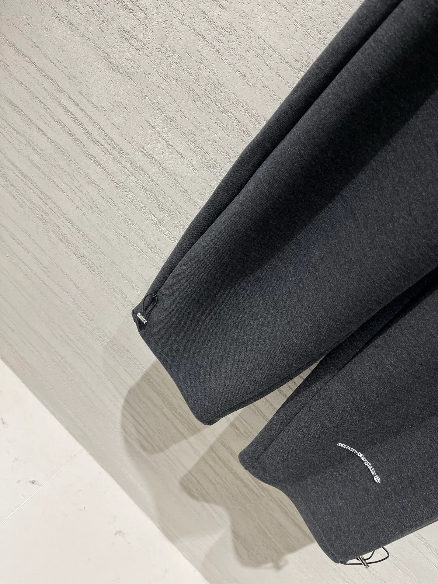 Брюки Женские Maison Margiela 19647875