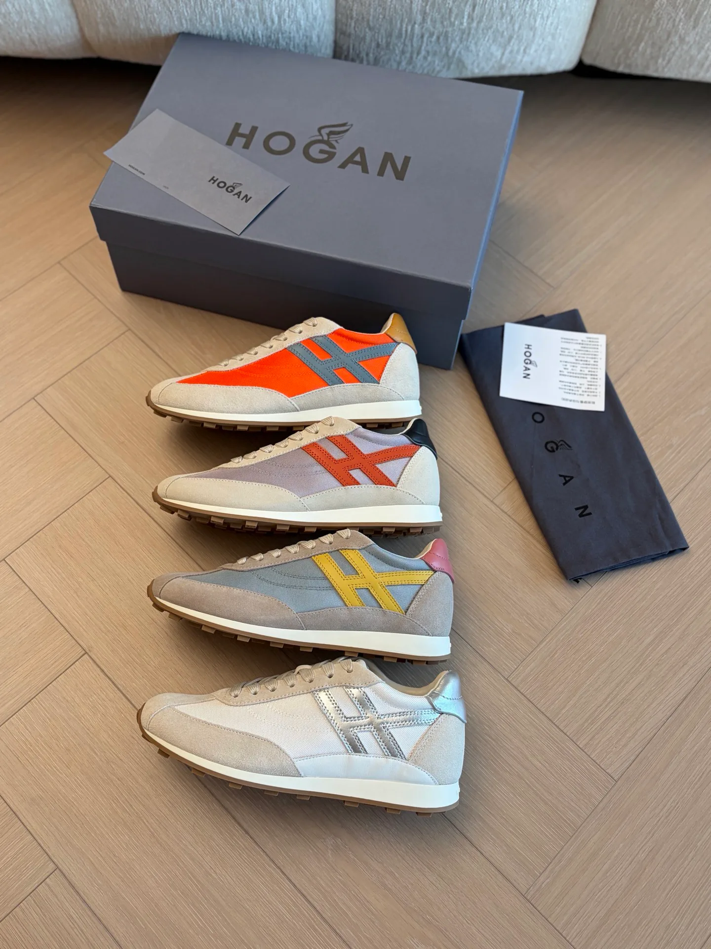 Кроссовки Женские Hogan 18063998