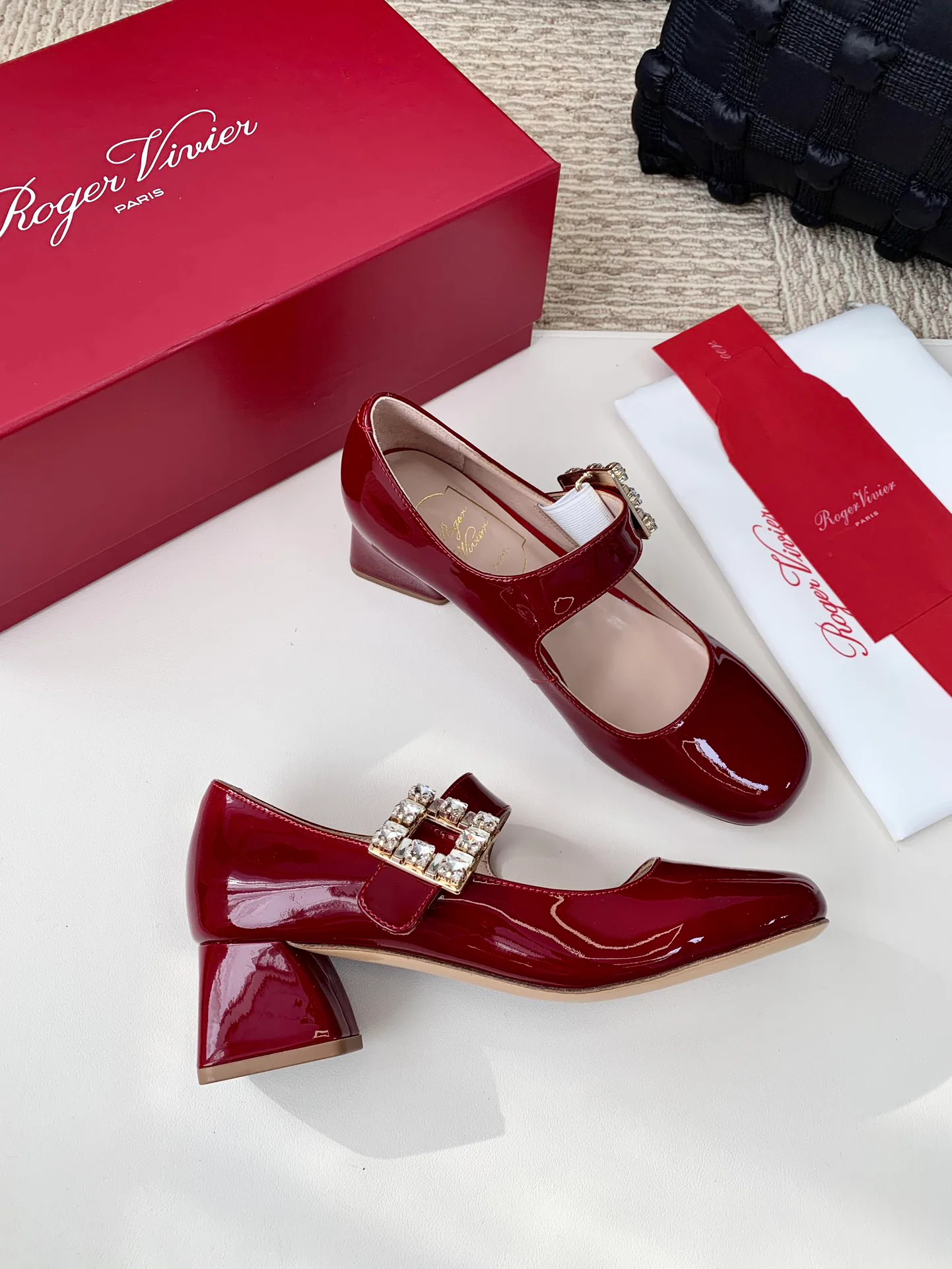 Туфли Женские Roger Vivier 17990356