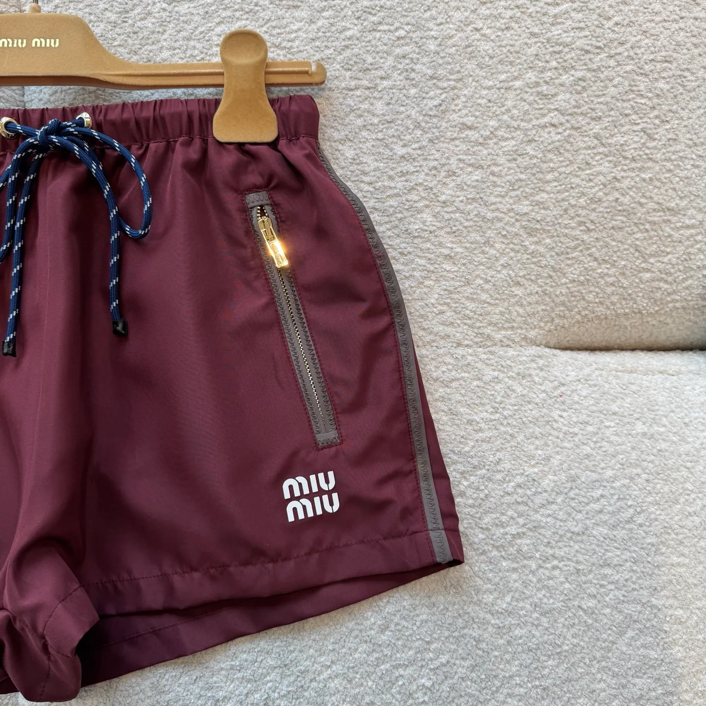 Шорты Женские Miu Miu 4930591