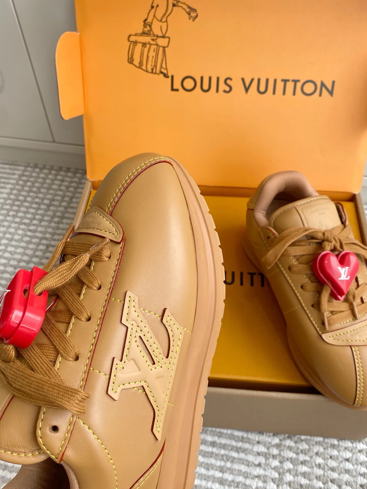 Кроссовки Женские Louis Vuitton 67101