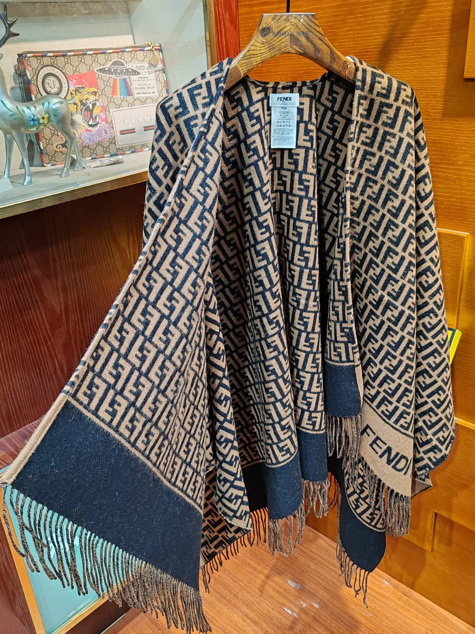 Шарфы Fendi 966102