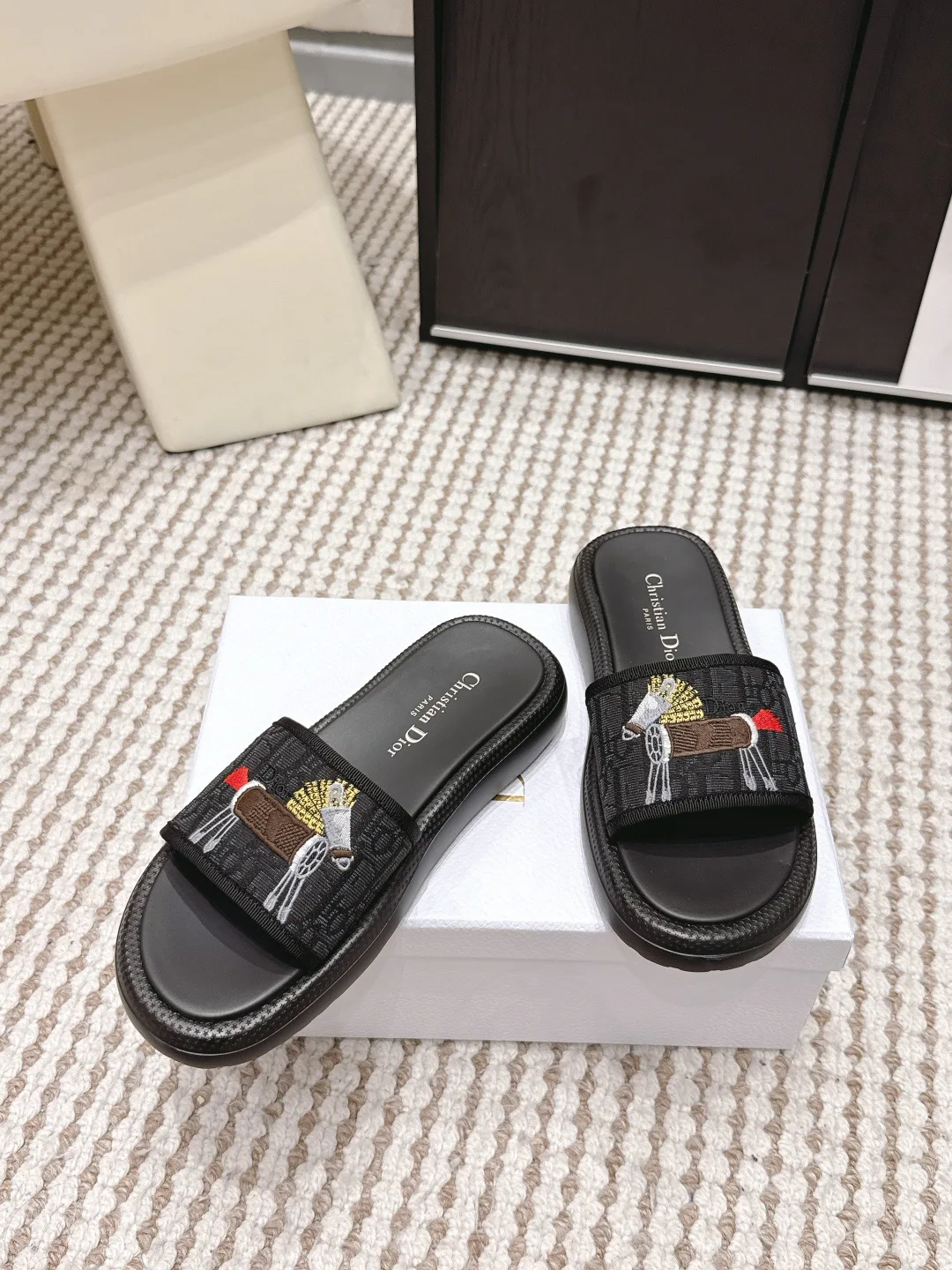 Шлепанцы Женские Christian Dior 11573424