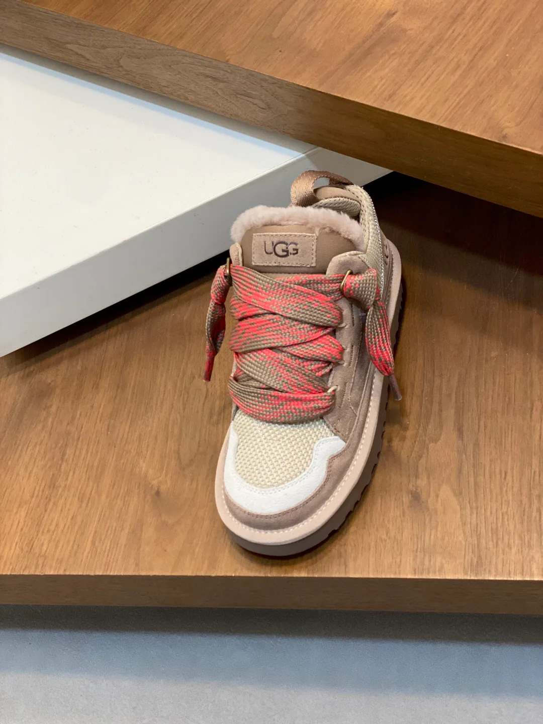 Кроссовки Женские Ugg 236226