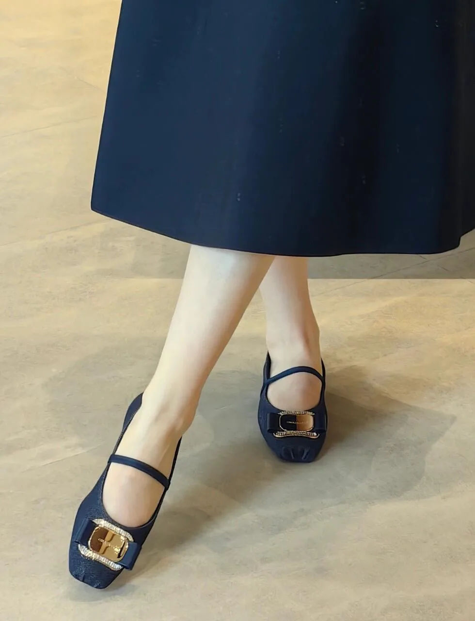 Балетки Женские Salvatore Ferragamo 27461