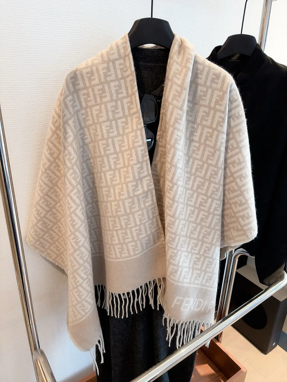 Шарфы Fendi 163704