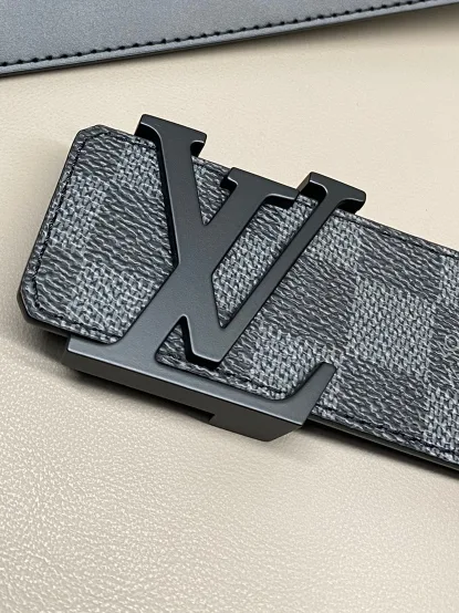 Ремни Louis Vuitton 8135
