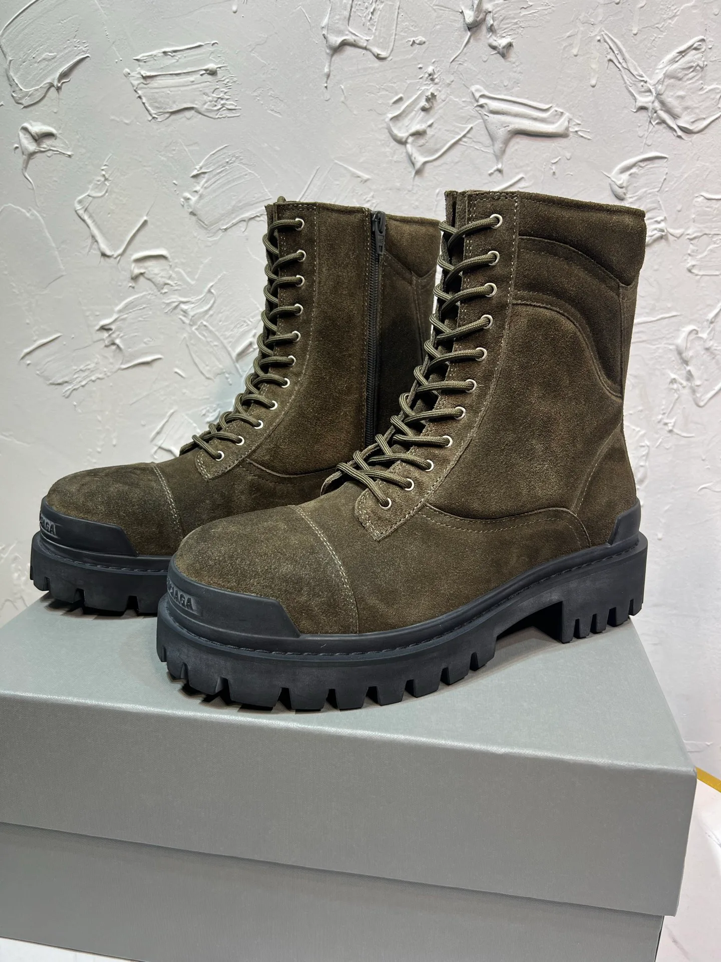 Ботинки Мужские Balenciaga 17962237