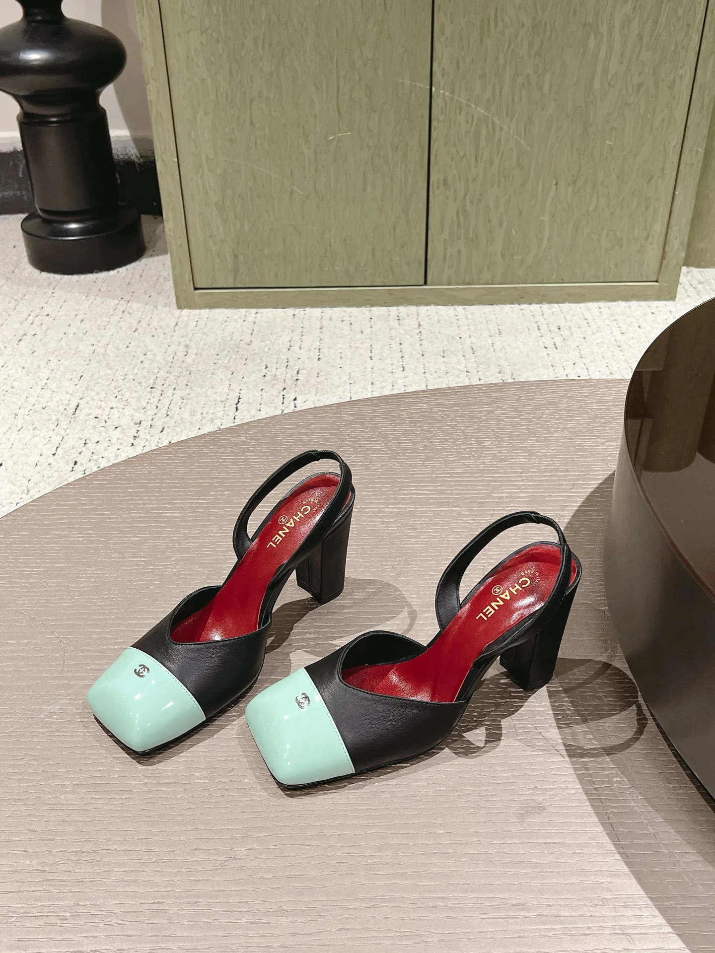 Босоножки Женские Chanel 18508988
