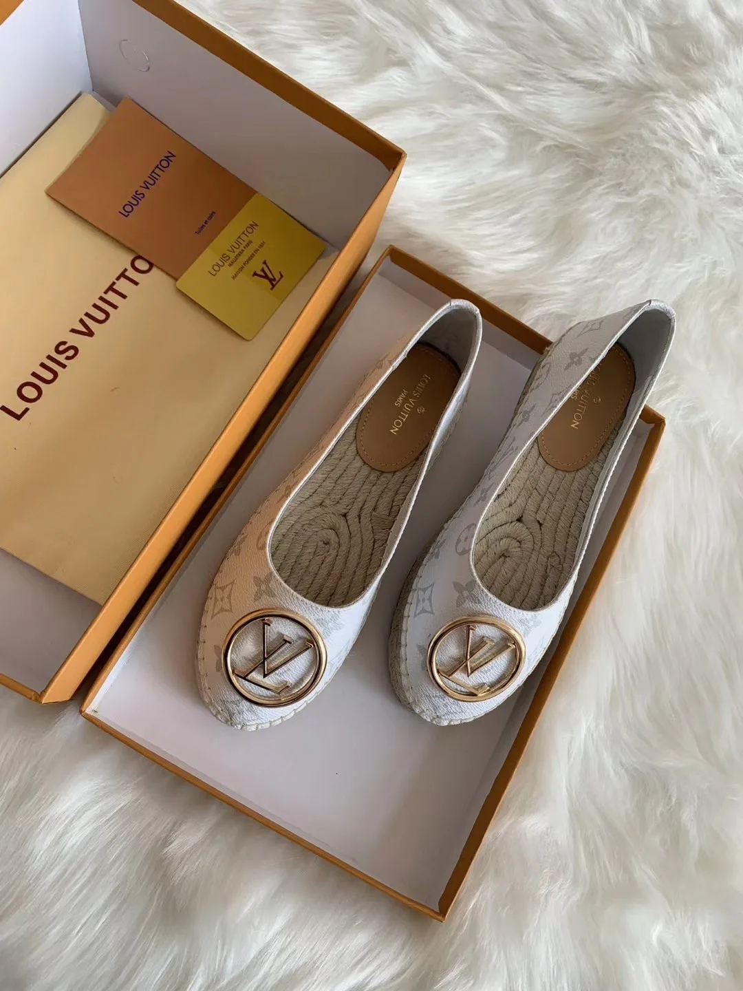 Туфли Женские Louis Vuitton 2937824