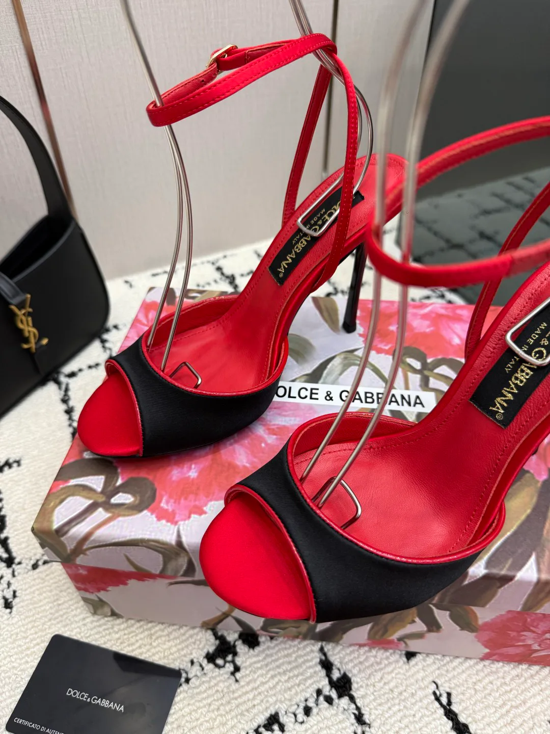 Босоножки Женские Dolce & Gabbana 18335958