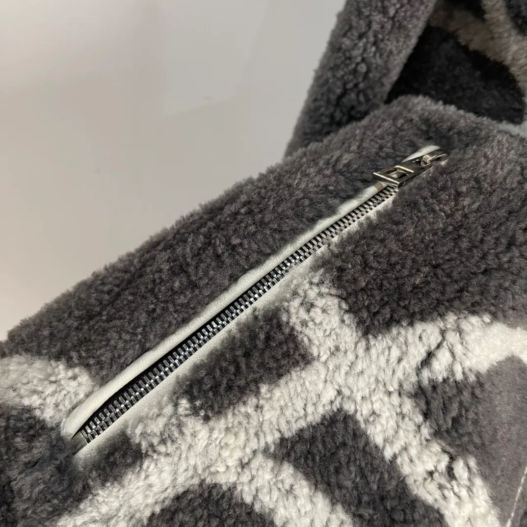 Куртки И Пуховики Мужские Loewe 988814