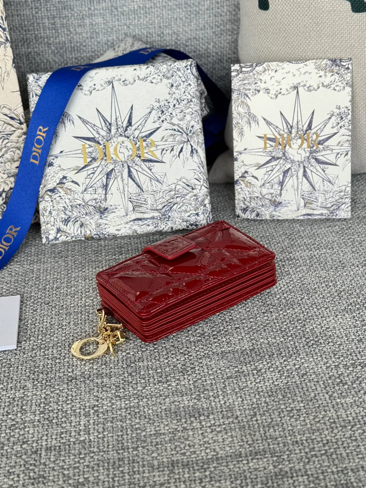 Кошельки Christian Dior 13349618