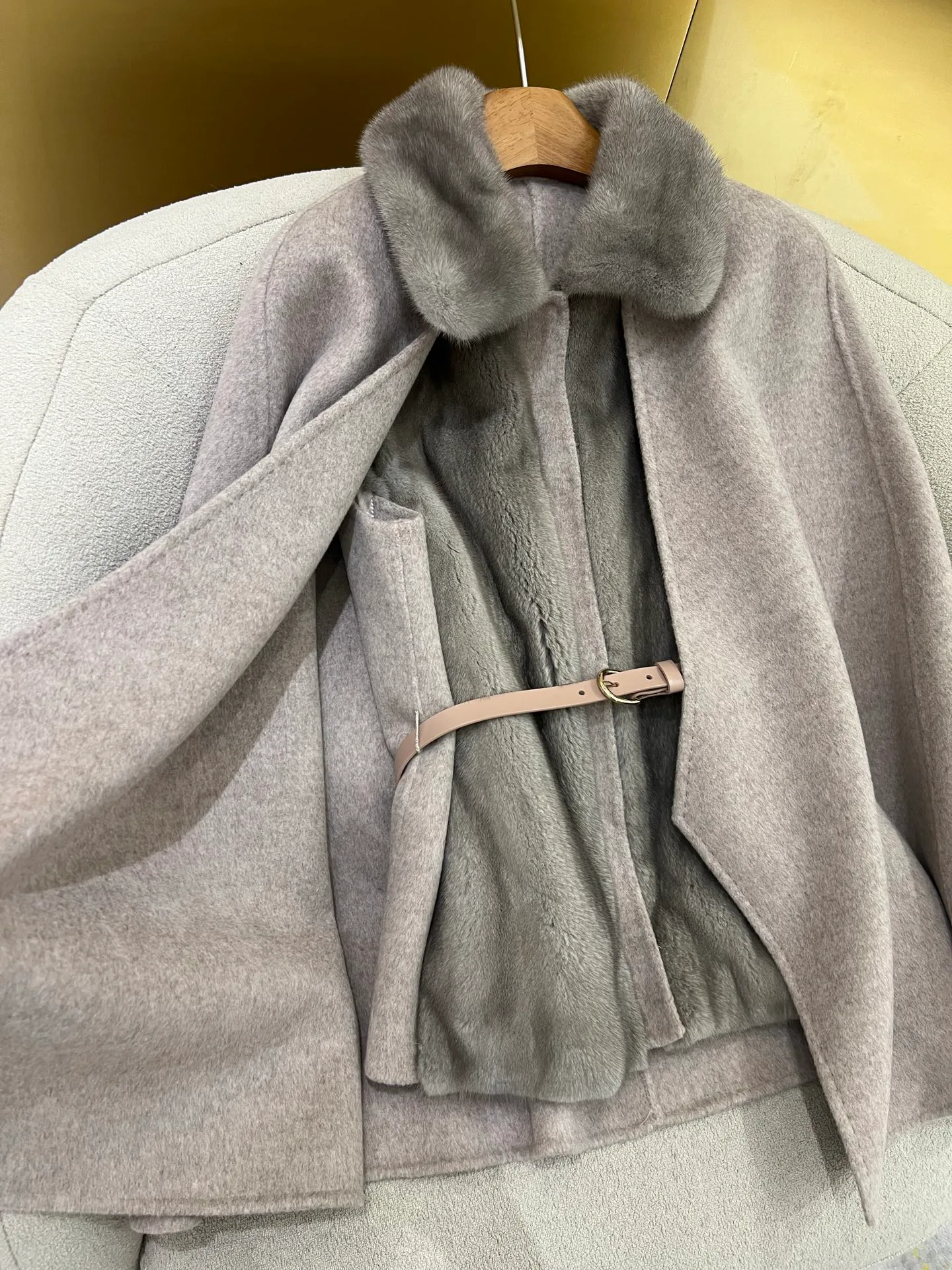 Пальто Женские Loro Piana 19467051