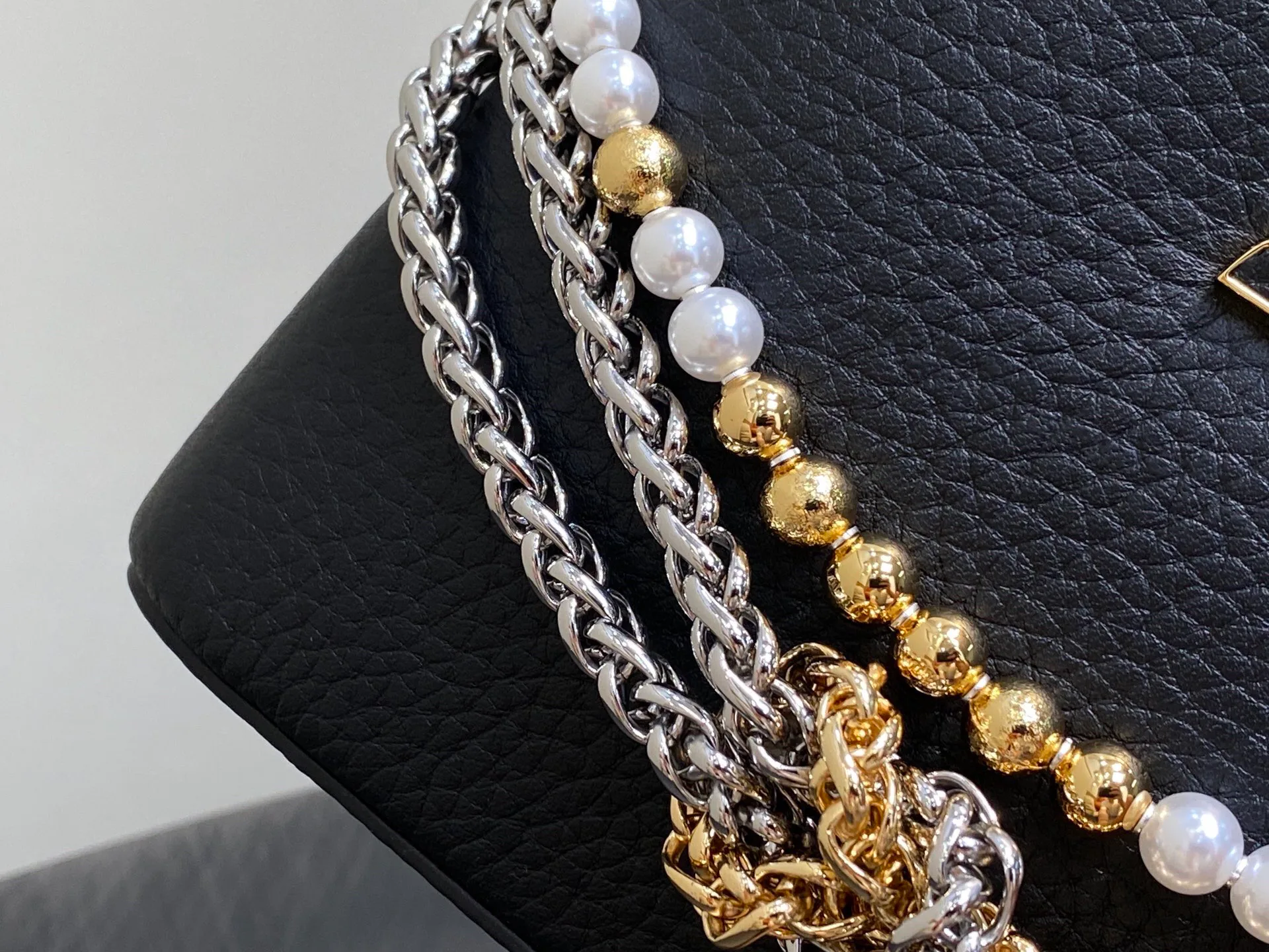 Классические Сумки Женские Louis Vuitton 12798946