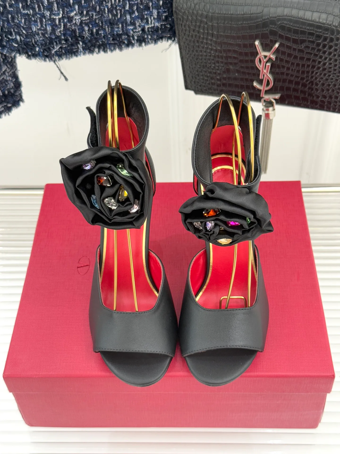 Босоножки Женские Valentino 133107