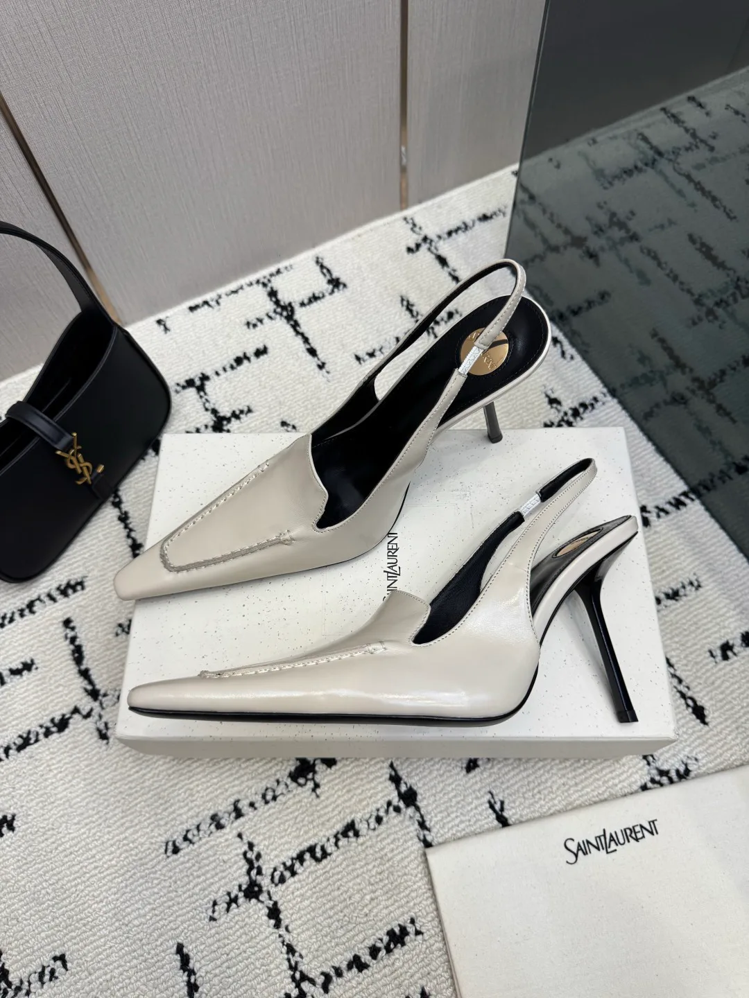 Туфли Женские Saint Laurent 18237763