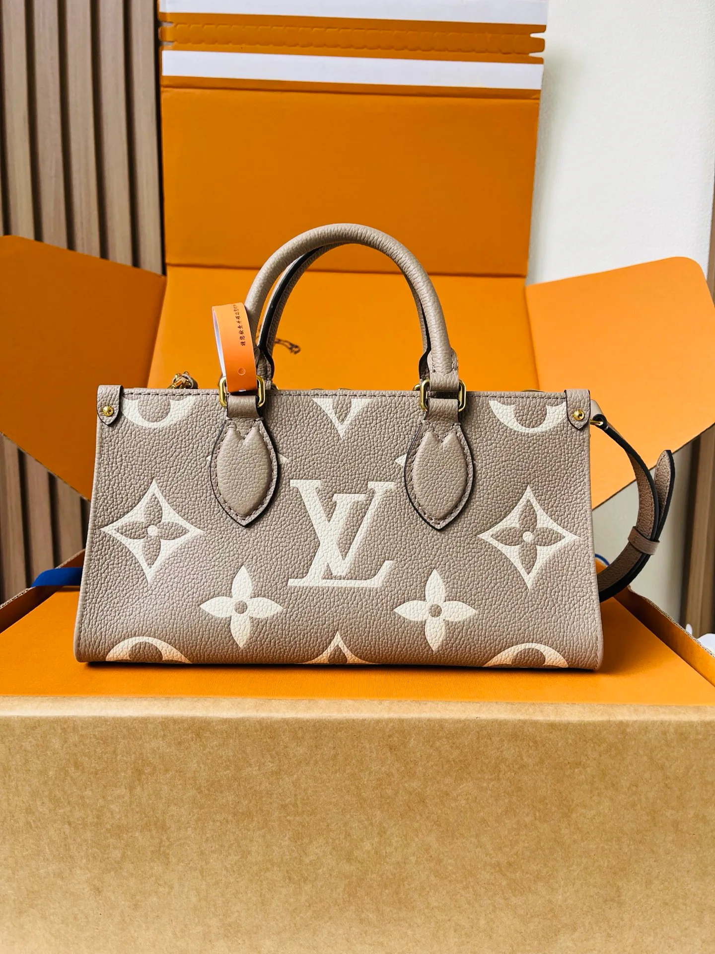 Классические Сумки Женские Louis Vuitton 12860032