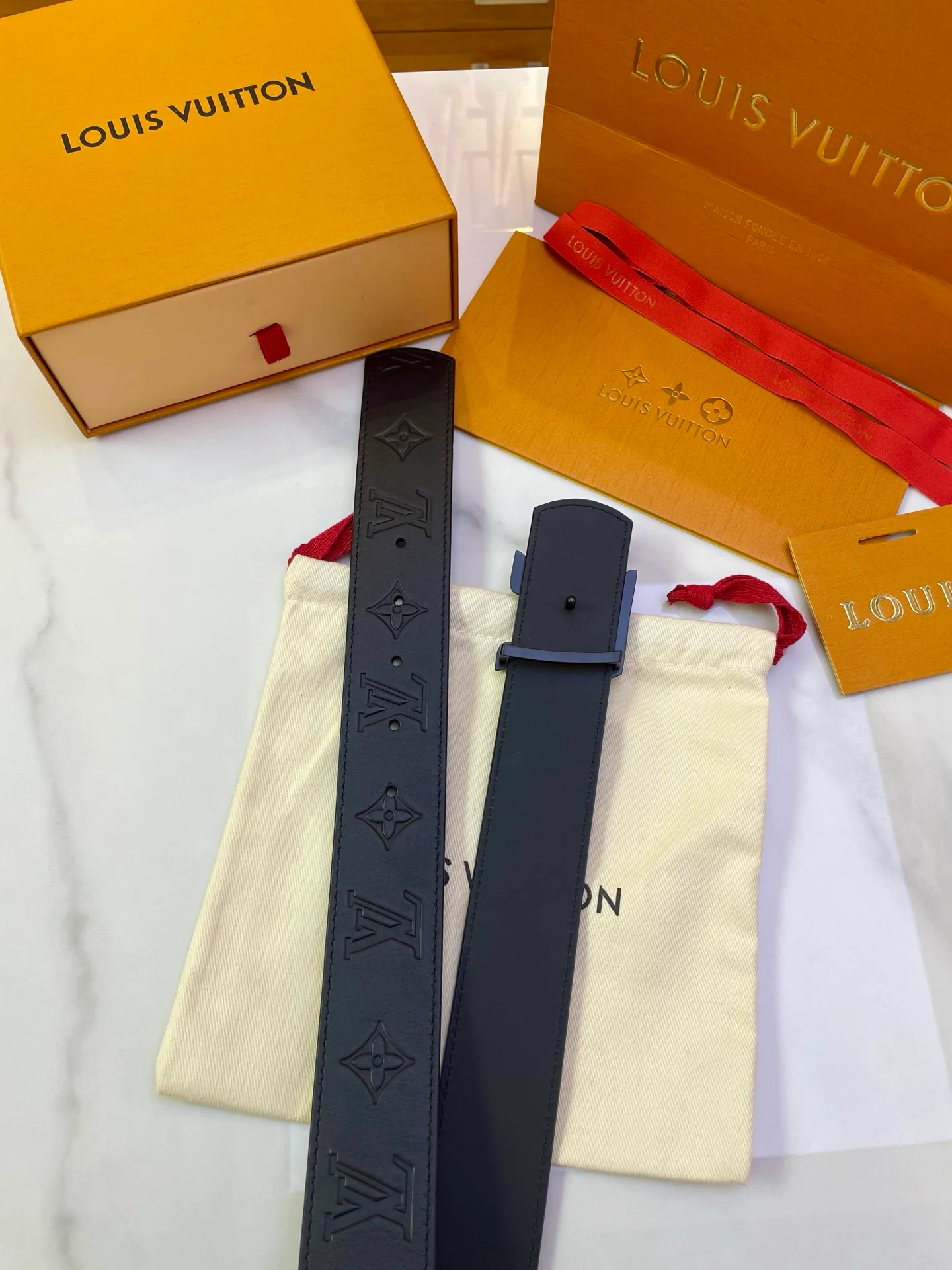 Ремни Louis Vuitton 11406612