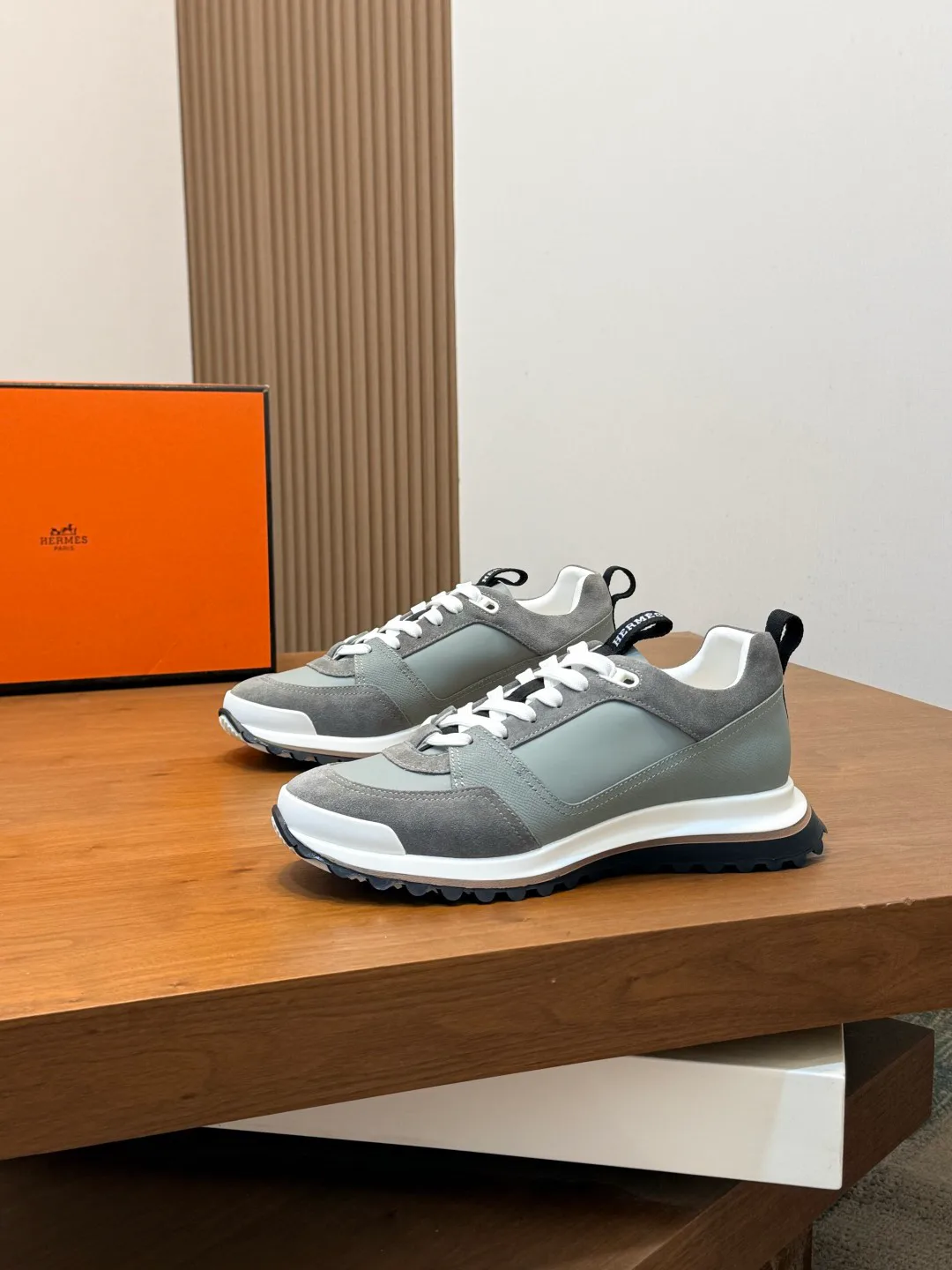 Кроссовки Мужские Hermes 18055242
