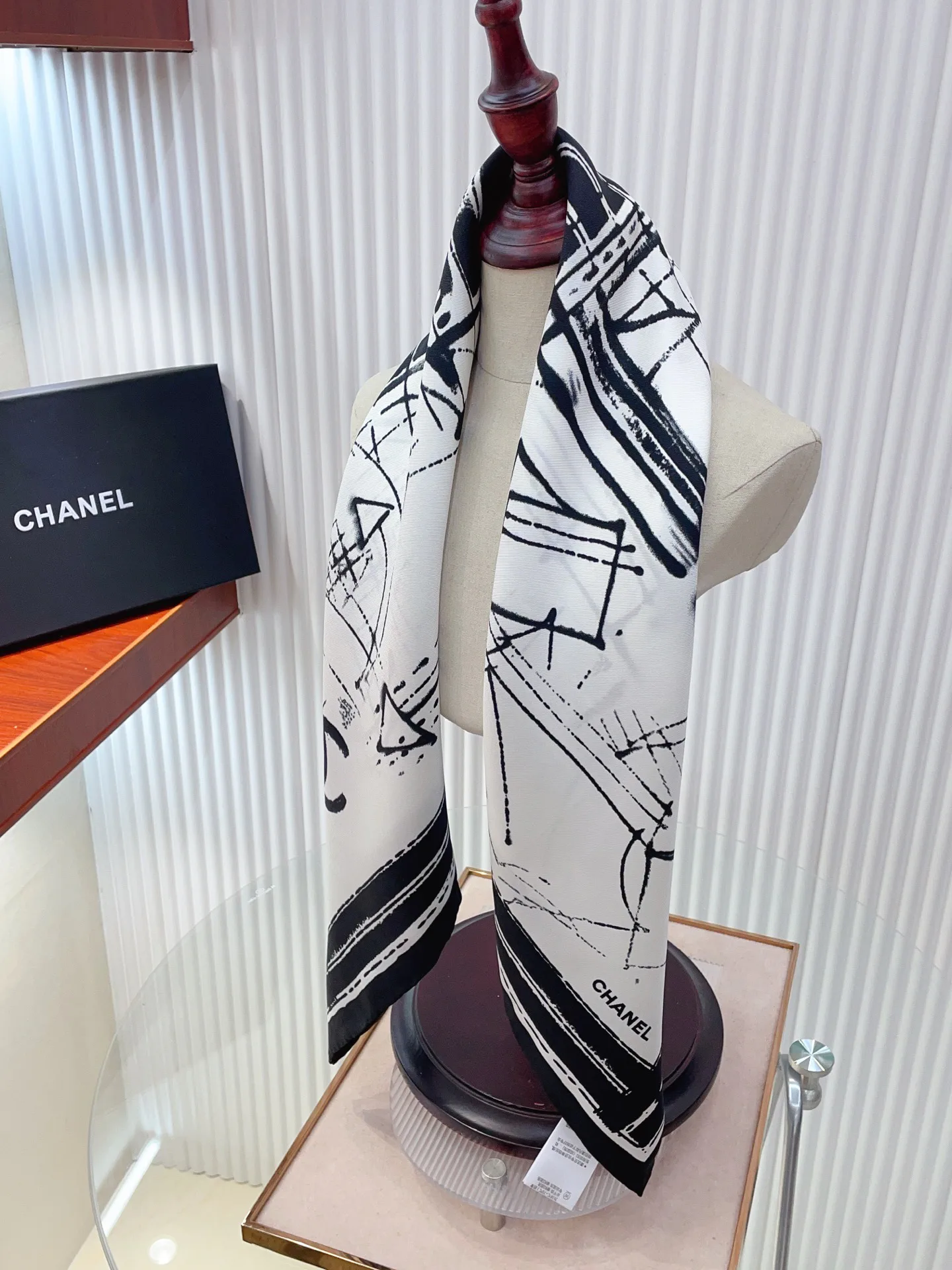 Платки Chanel 11362420