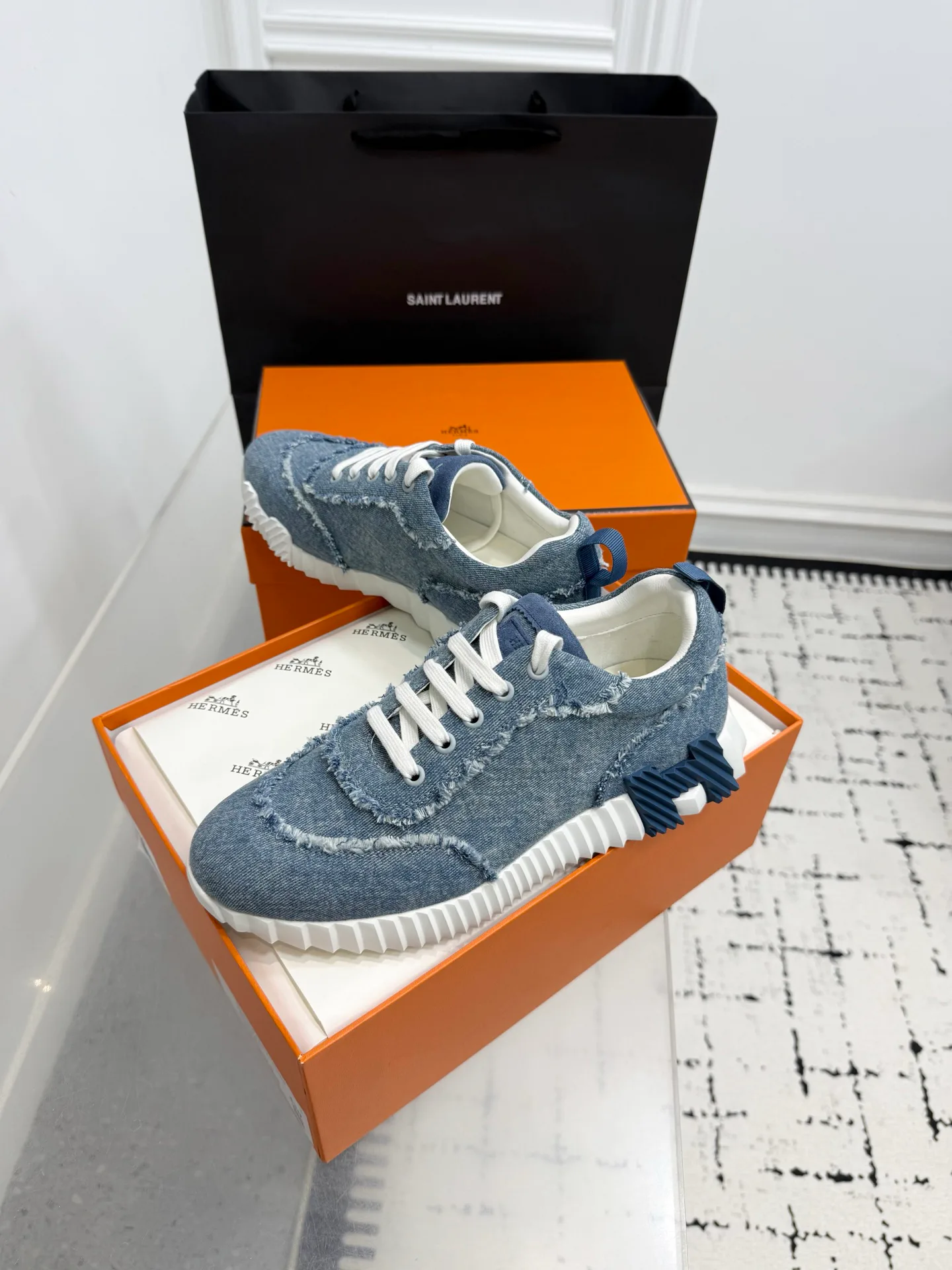 Кроссовки Женские Hermes 199482