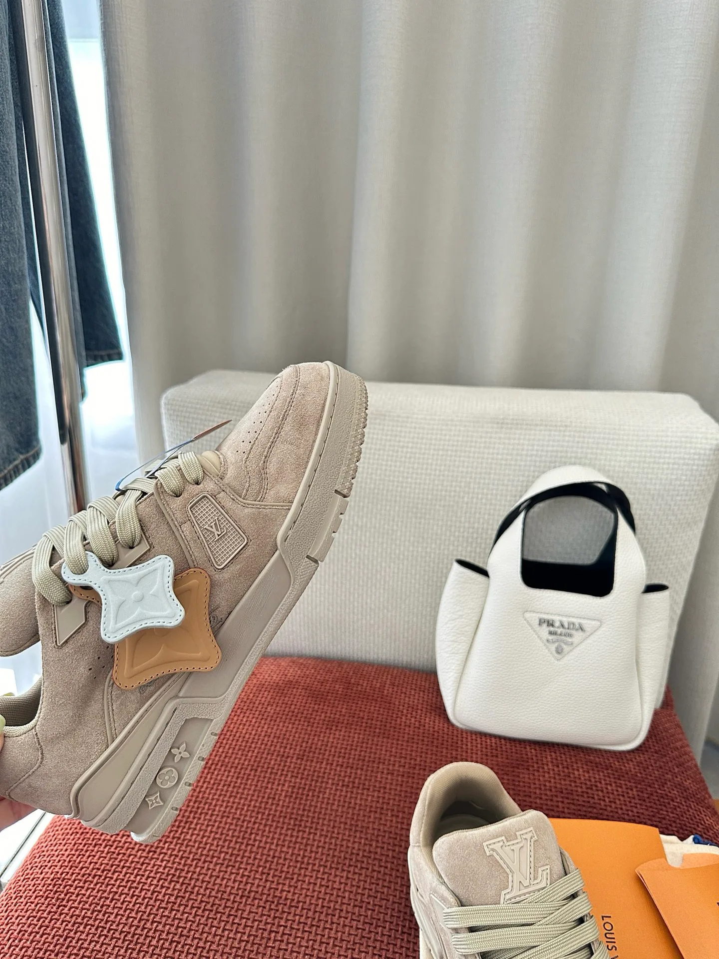 Кроссовки Мужские Louis Vuitton 17449377