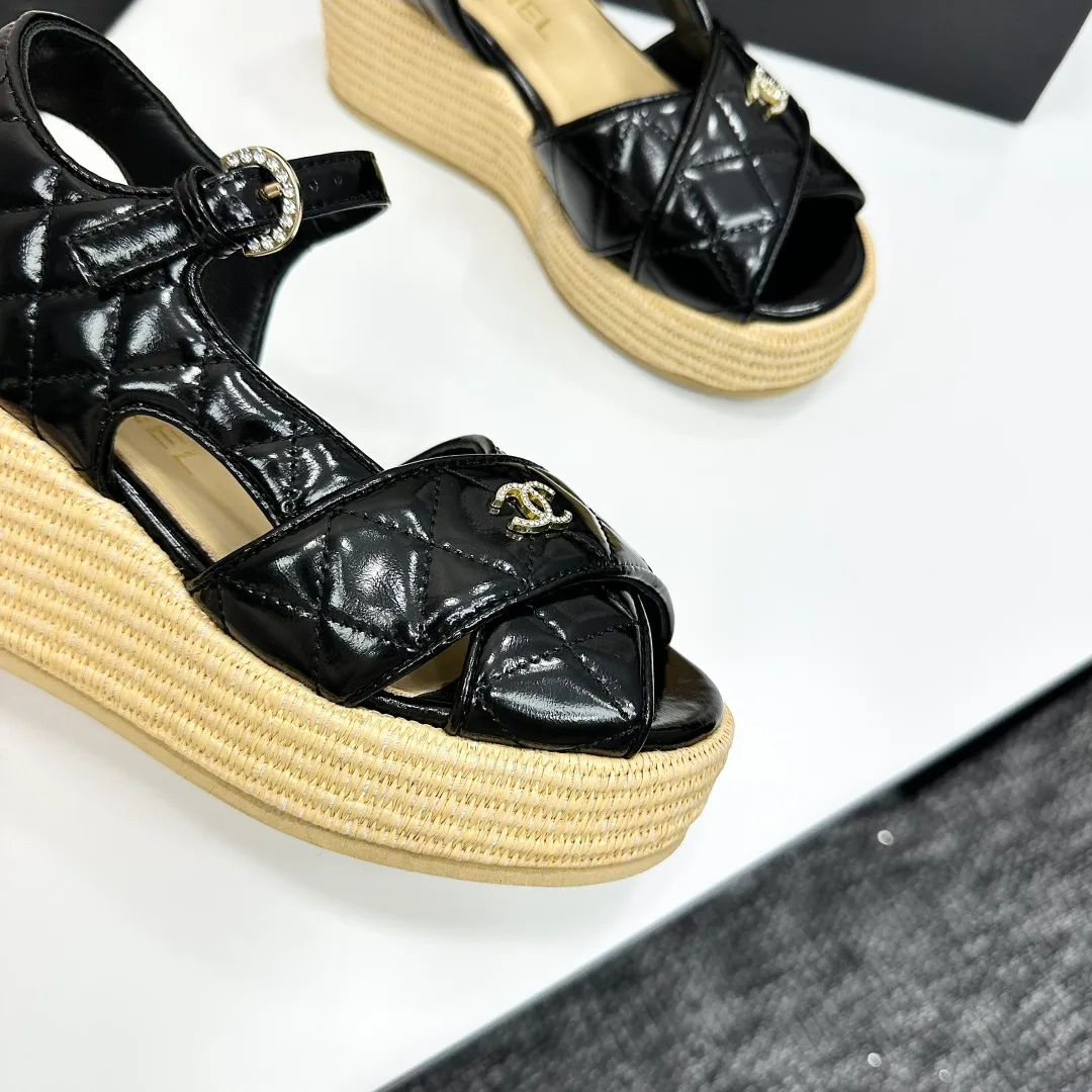 Сандалии Женские Chanel 11627942