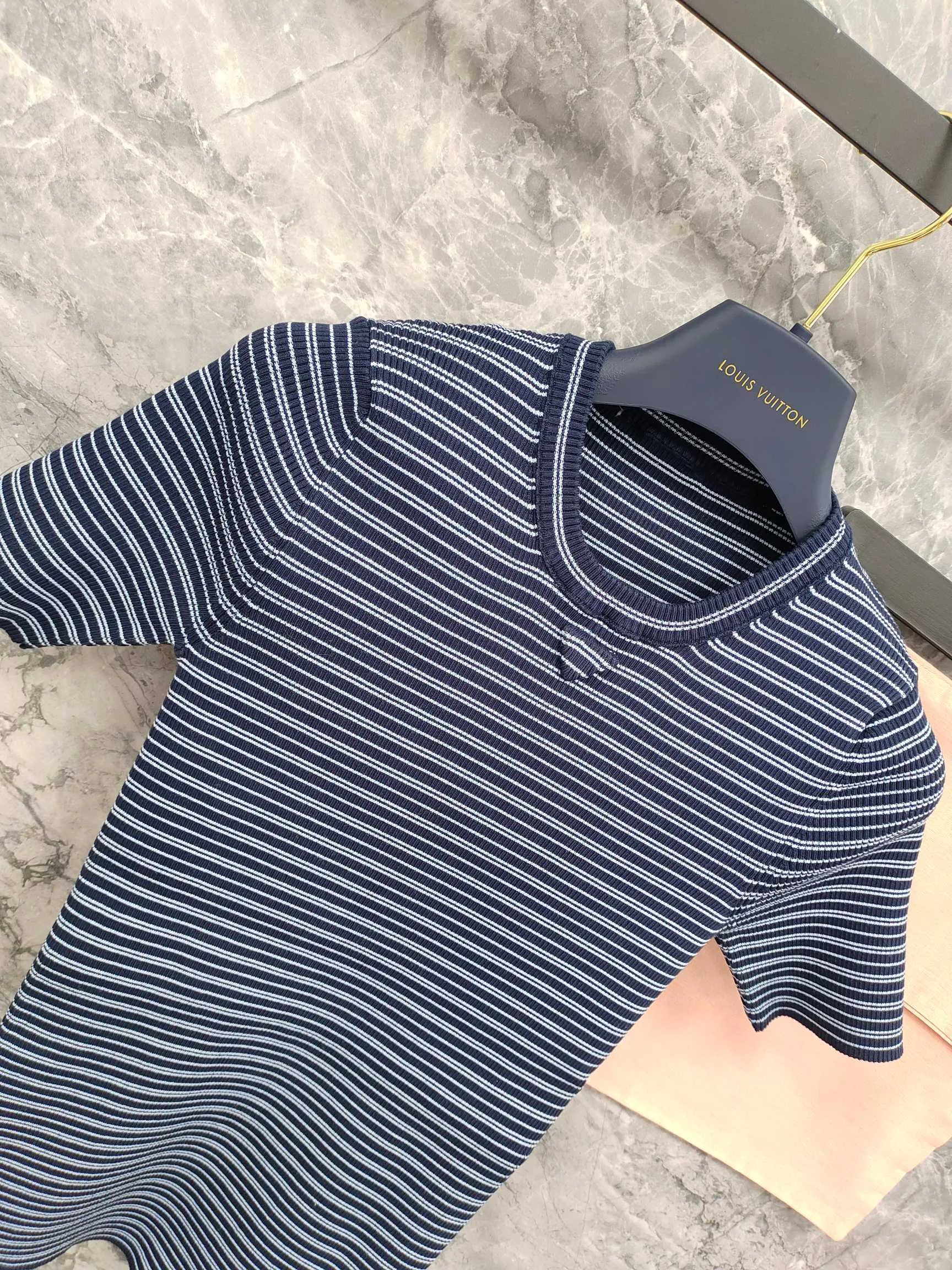 Футболки Женские Prada 11601948