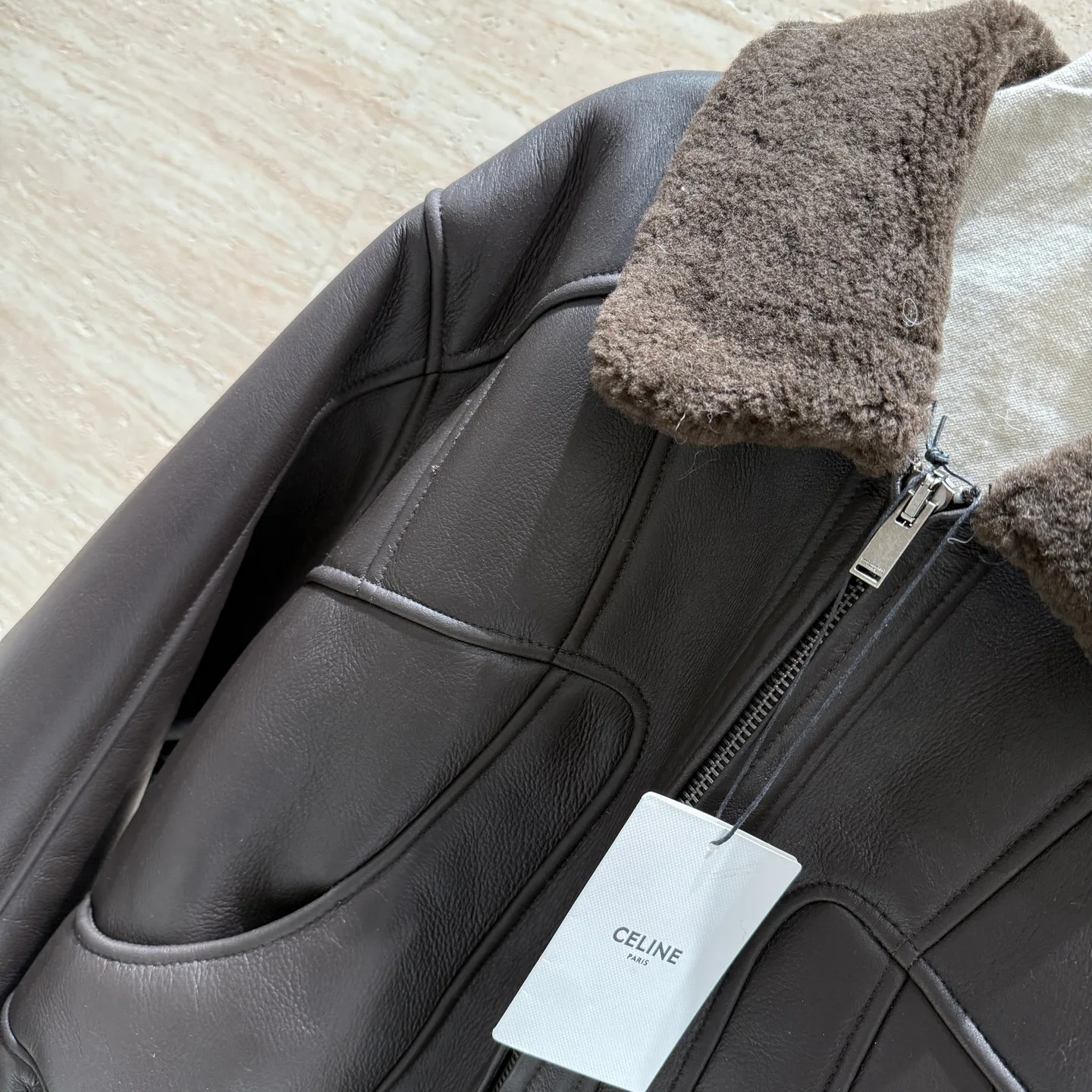 Кожаные Куртки И Дублёнки Женские Celine 1200024