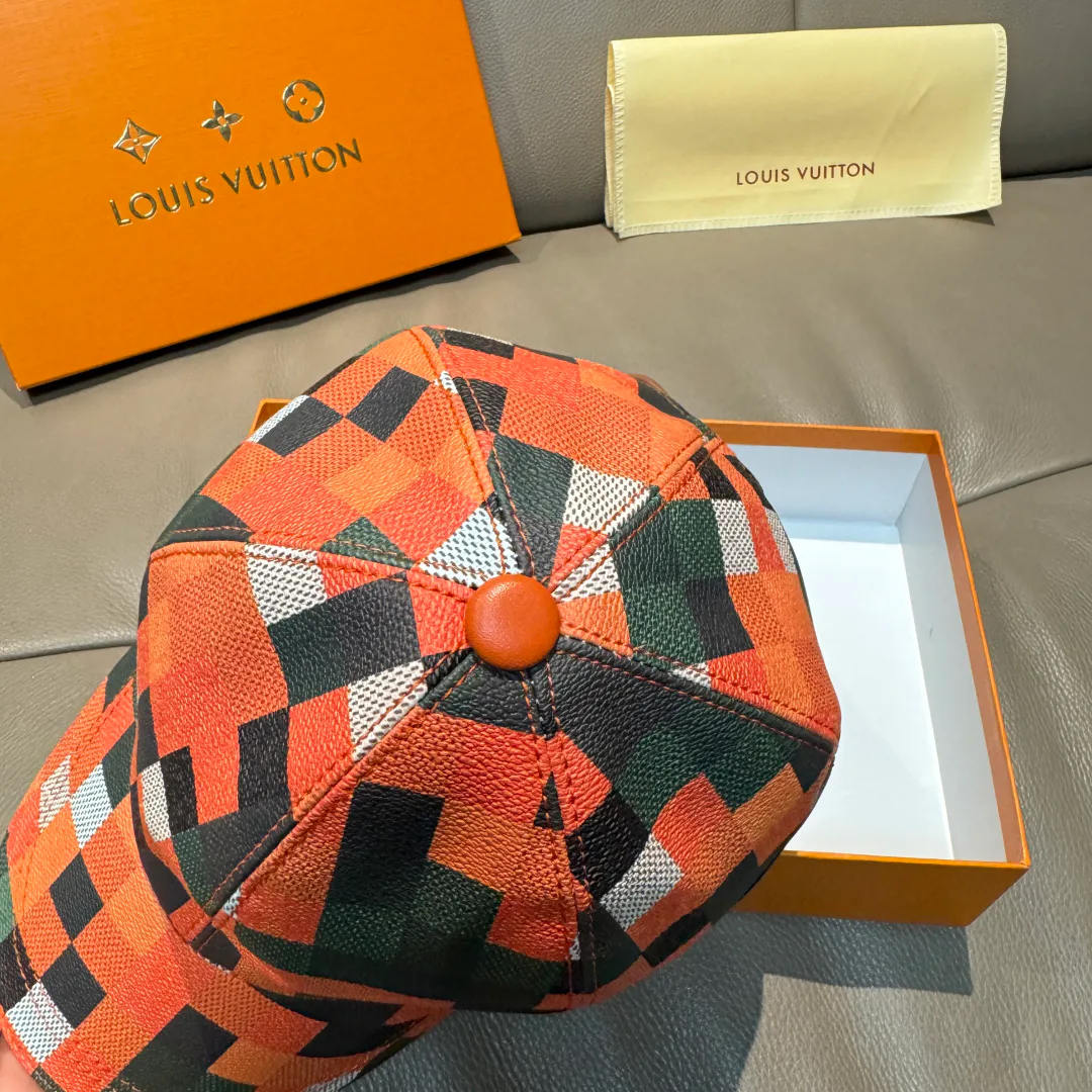 Головные Уборы Louis Vuitton 4550054