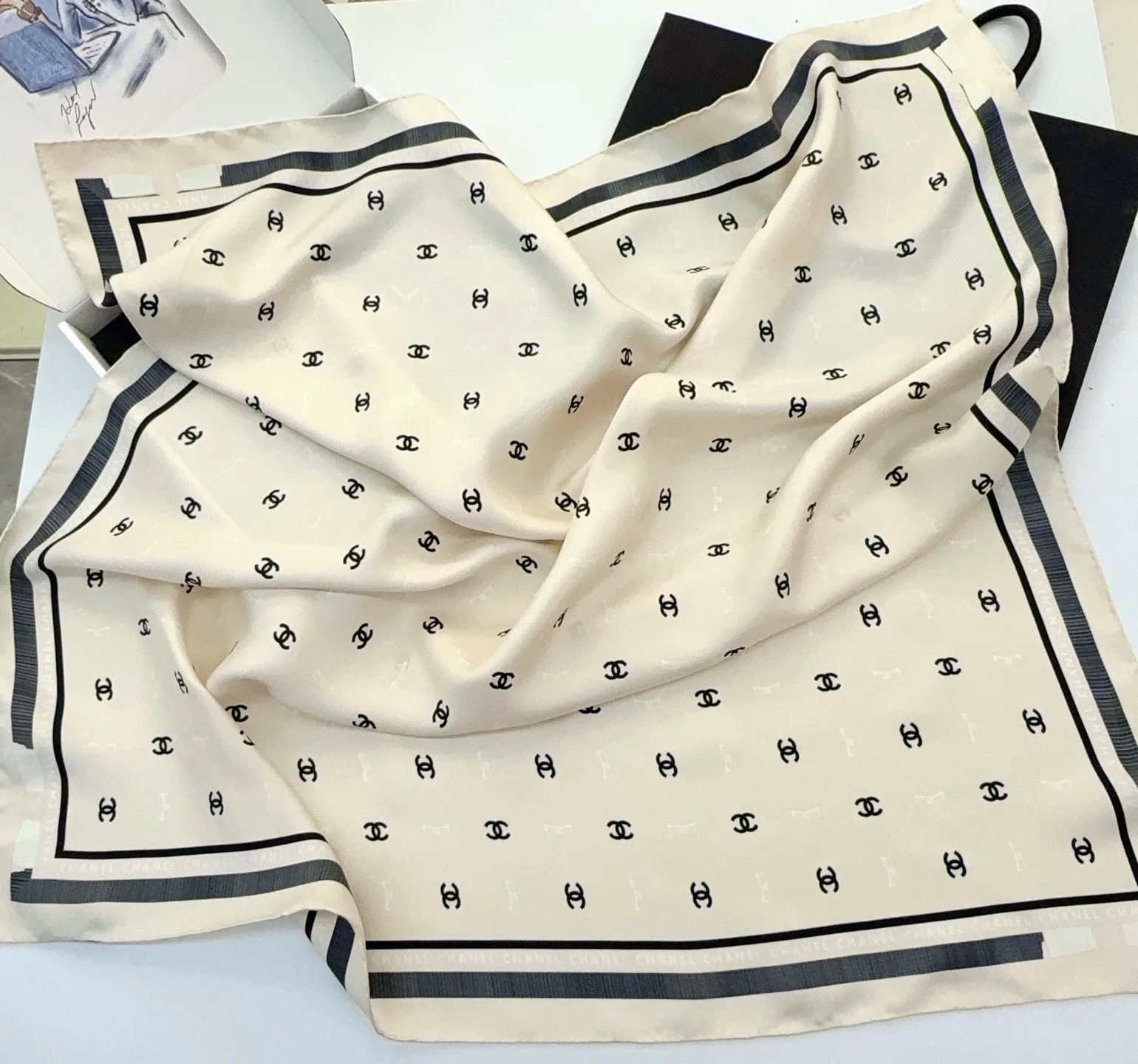 Платки Chanel 11501848