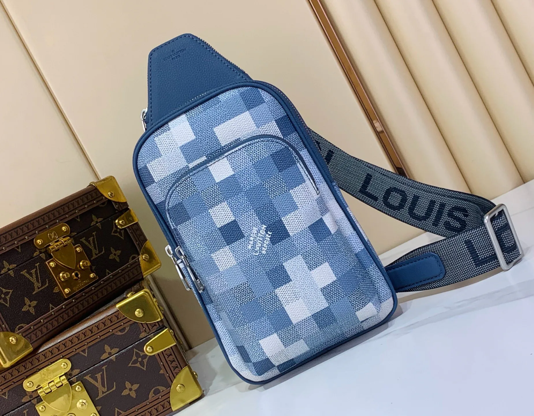 Поясные Сумки Мужские Louis Vuitton 15090772