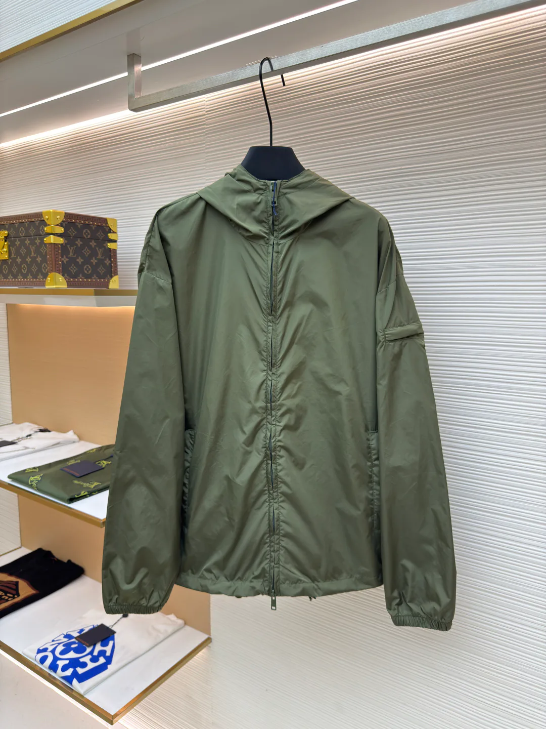 Куртки И Пуховики Мужские Prada 9226551