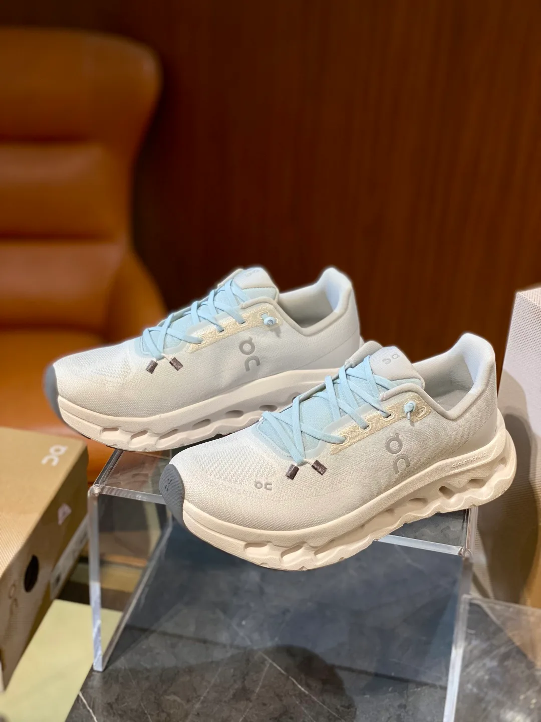 Кроссовки Женские Loewe 11517926