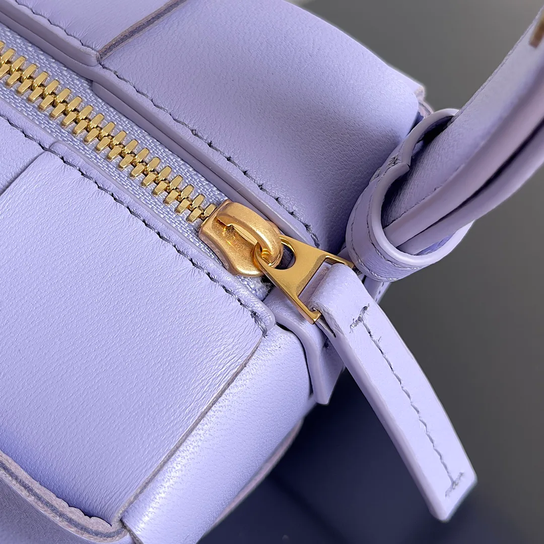 Классические Сумки Женские Bottega Veneta 18161094