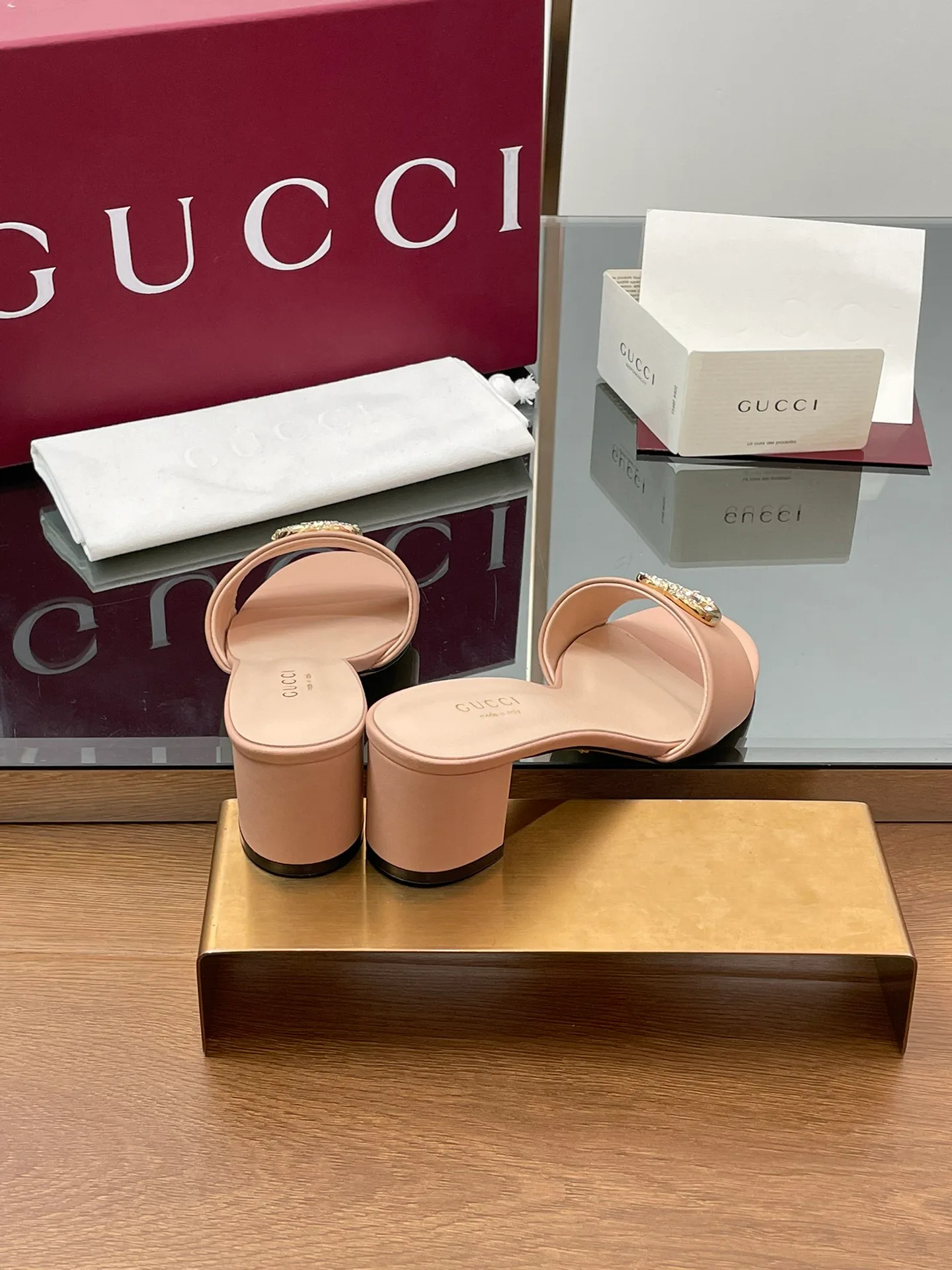 Босоножки Женские Gucci 34599