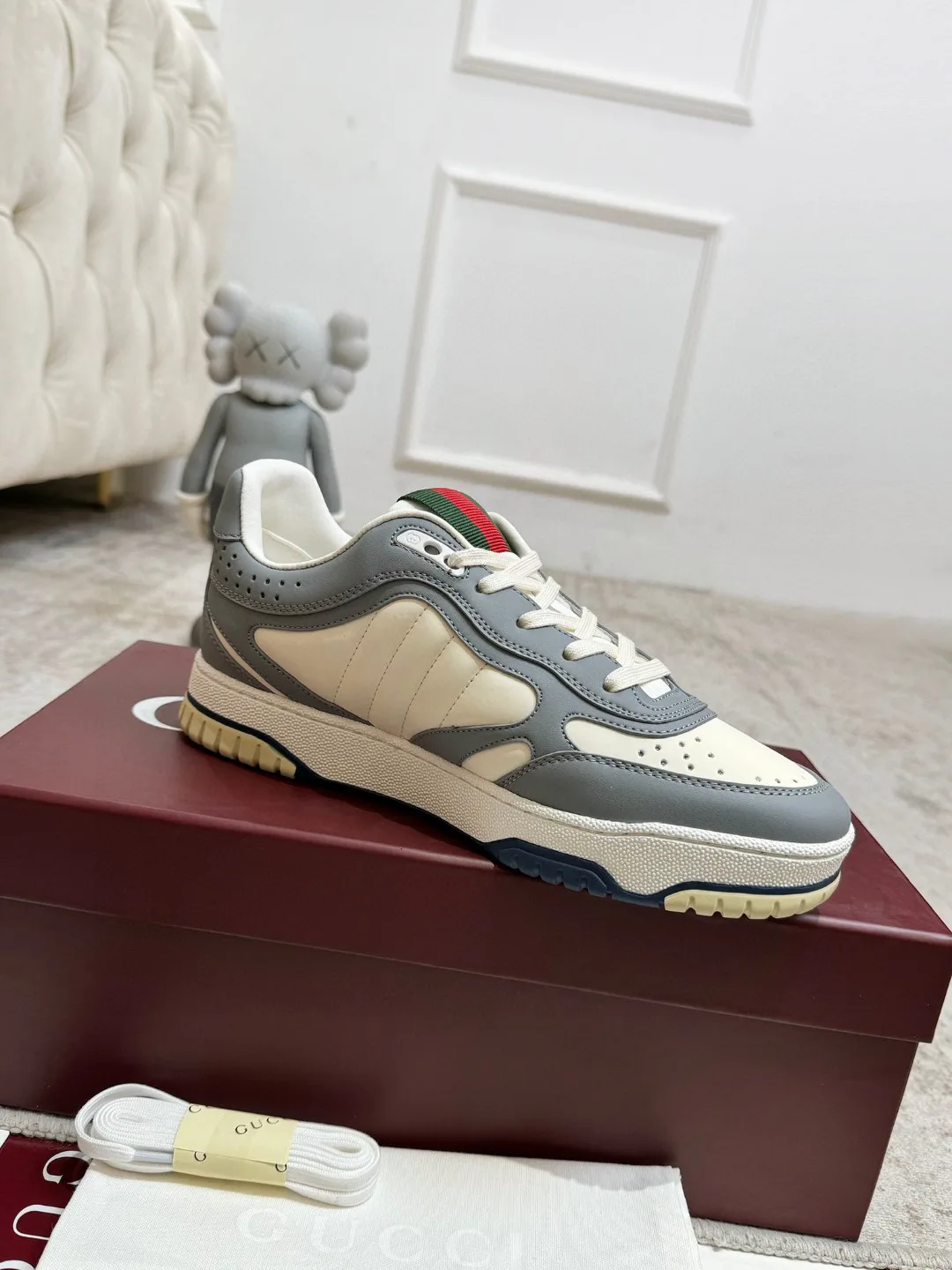 Кроссовки Женские Gucci 944919