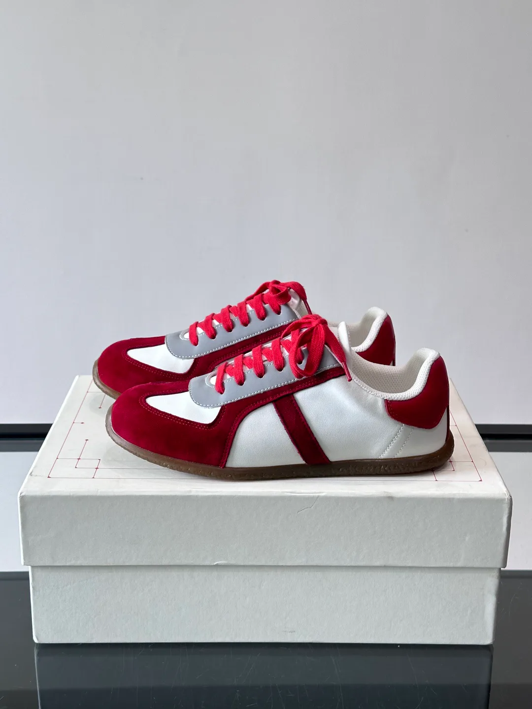 Кроссовки Женские Alexander Mcqueen 11170722