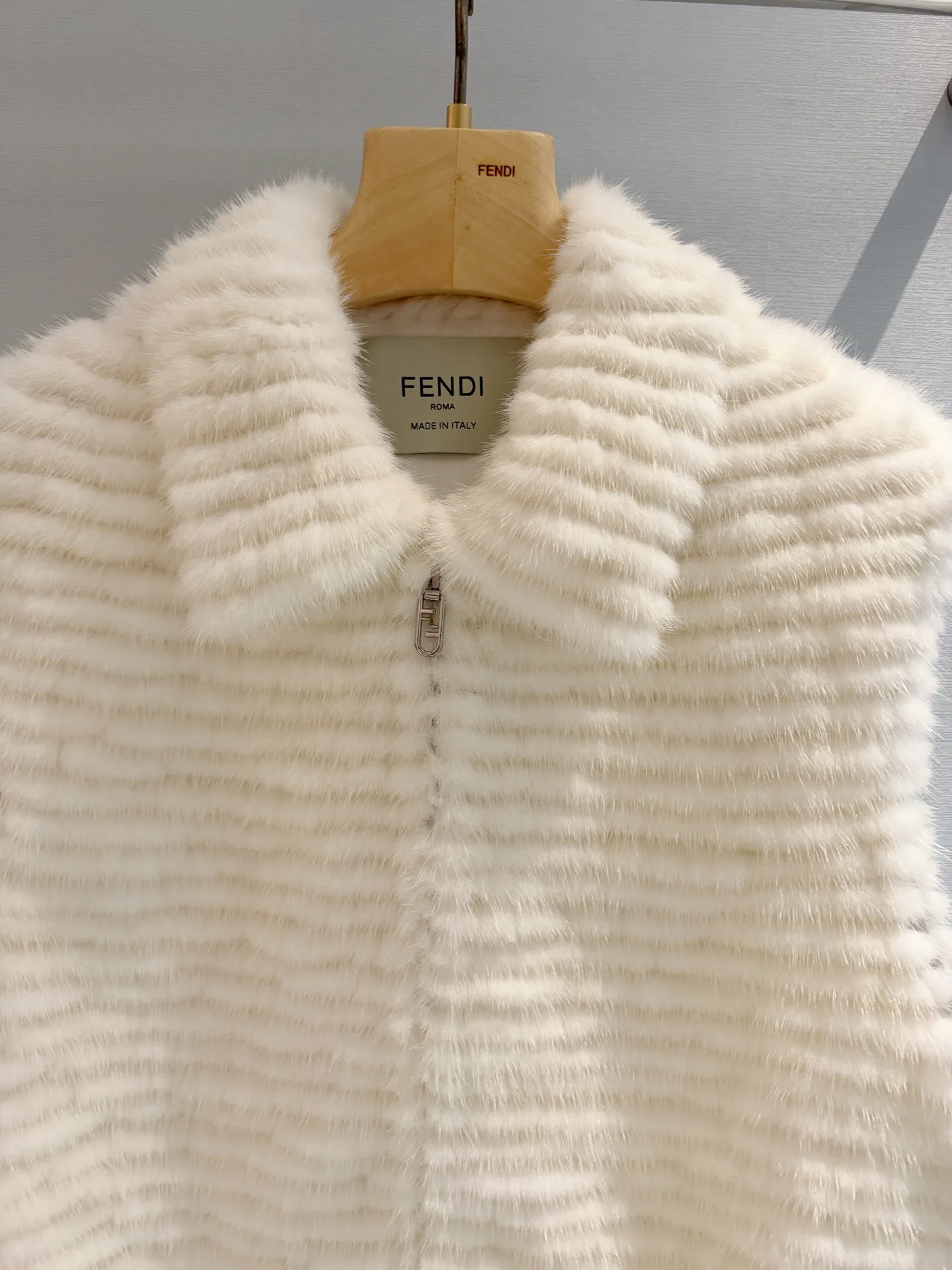 Жилеты Женские Fendi 19760629