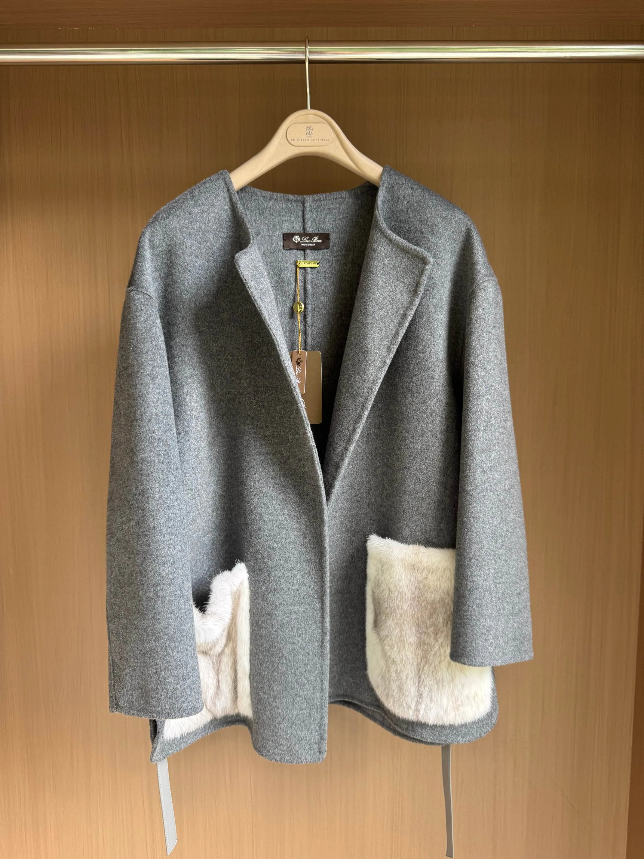 Пальто Женские Loro Piana 17959105