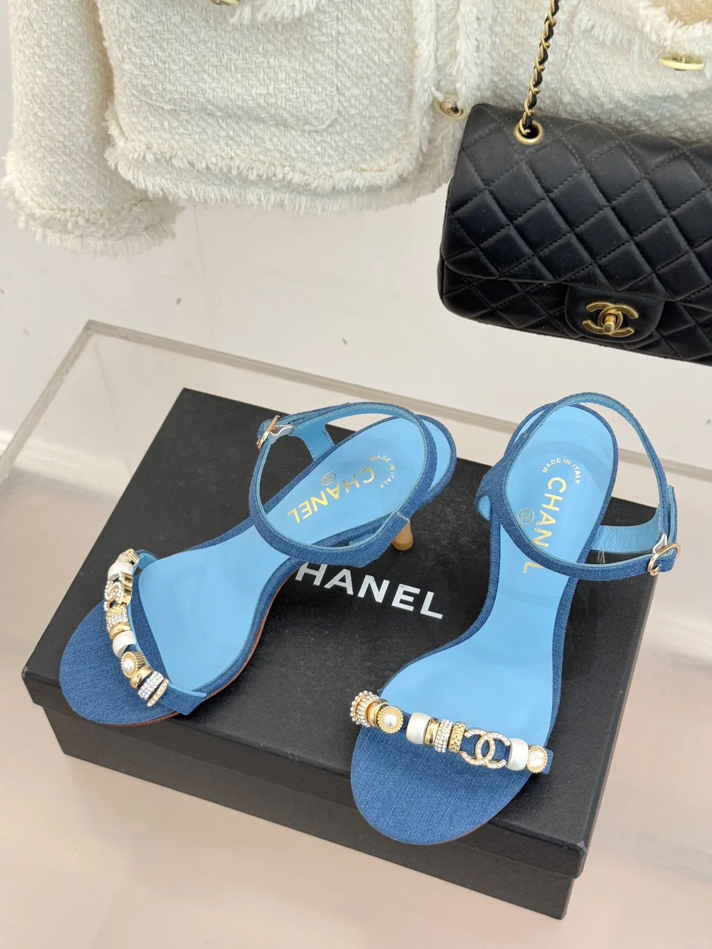 Босоножки Женские Chanel 11167360