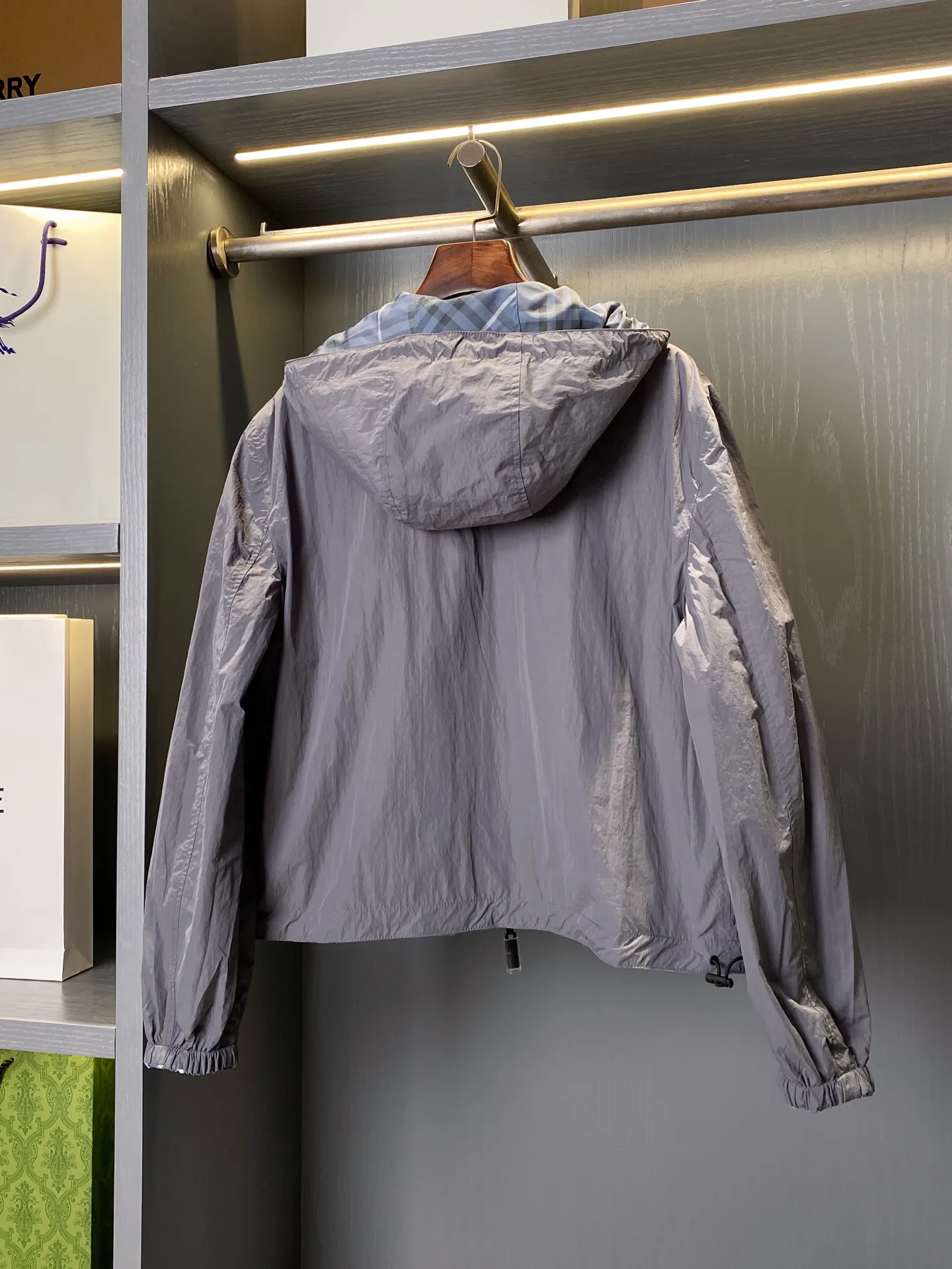 Куртки И Пуховики Мужские Burberry 13432997