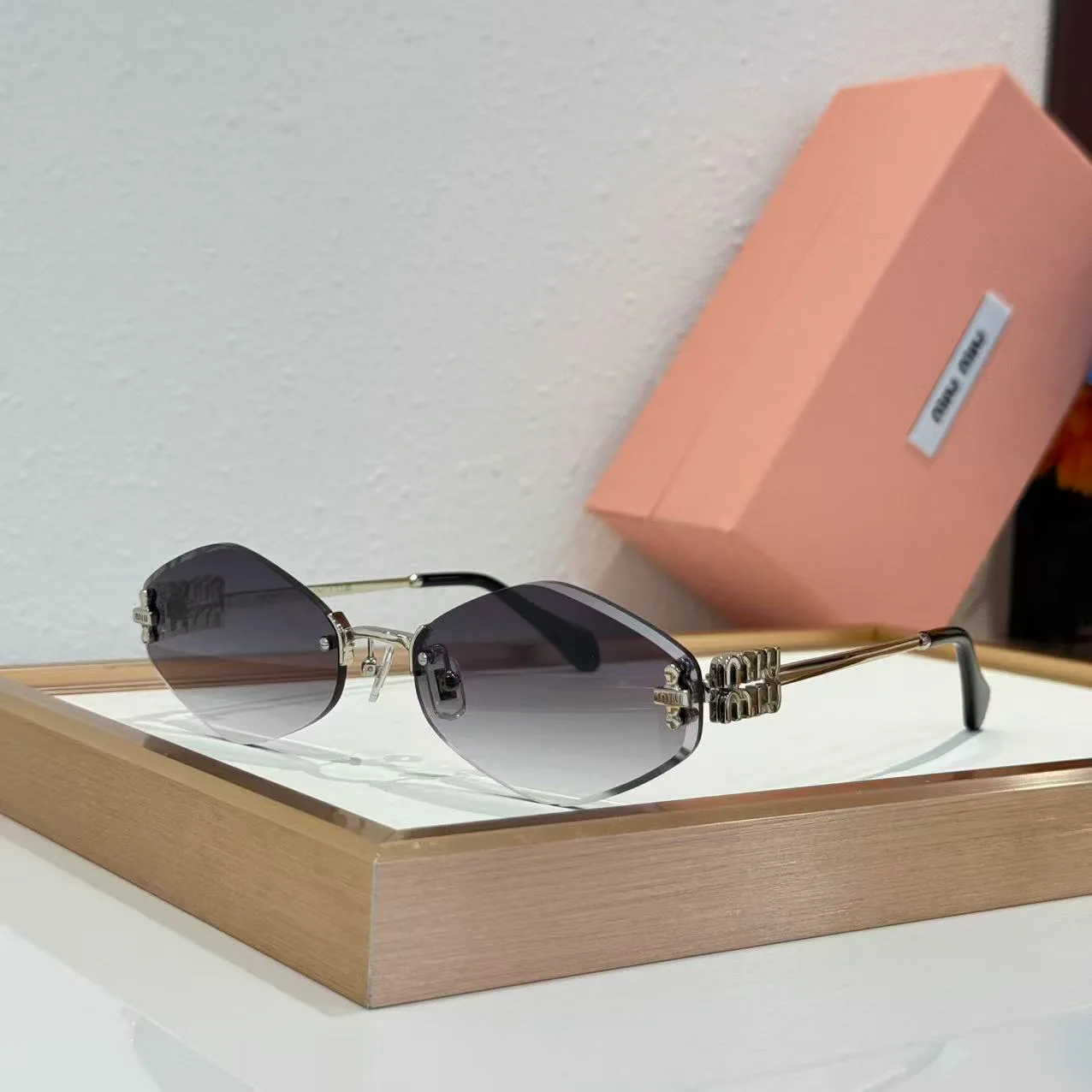 Очки Miu Miu 912328