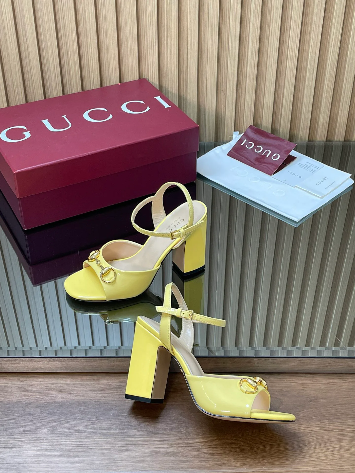 Босоножки Женские Gucci 11616297